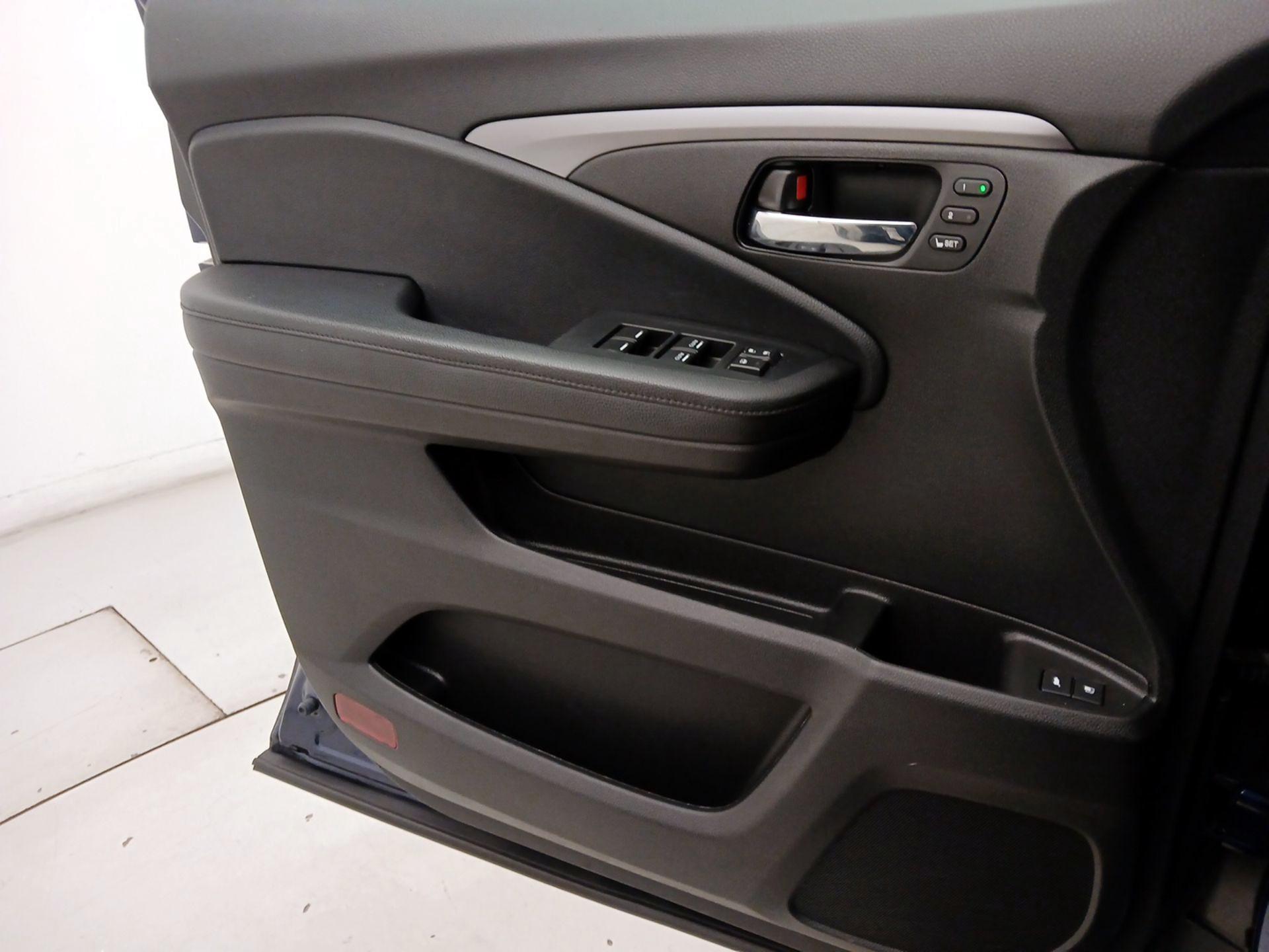 Thumbnail: 2021 Honda Passport - 12