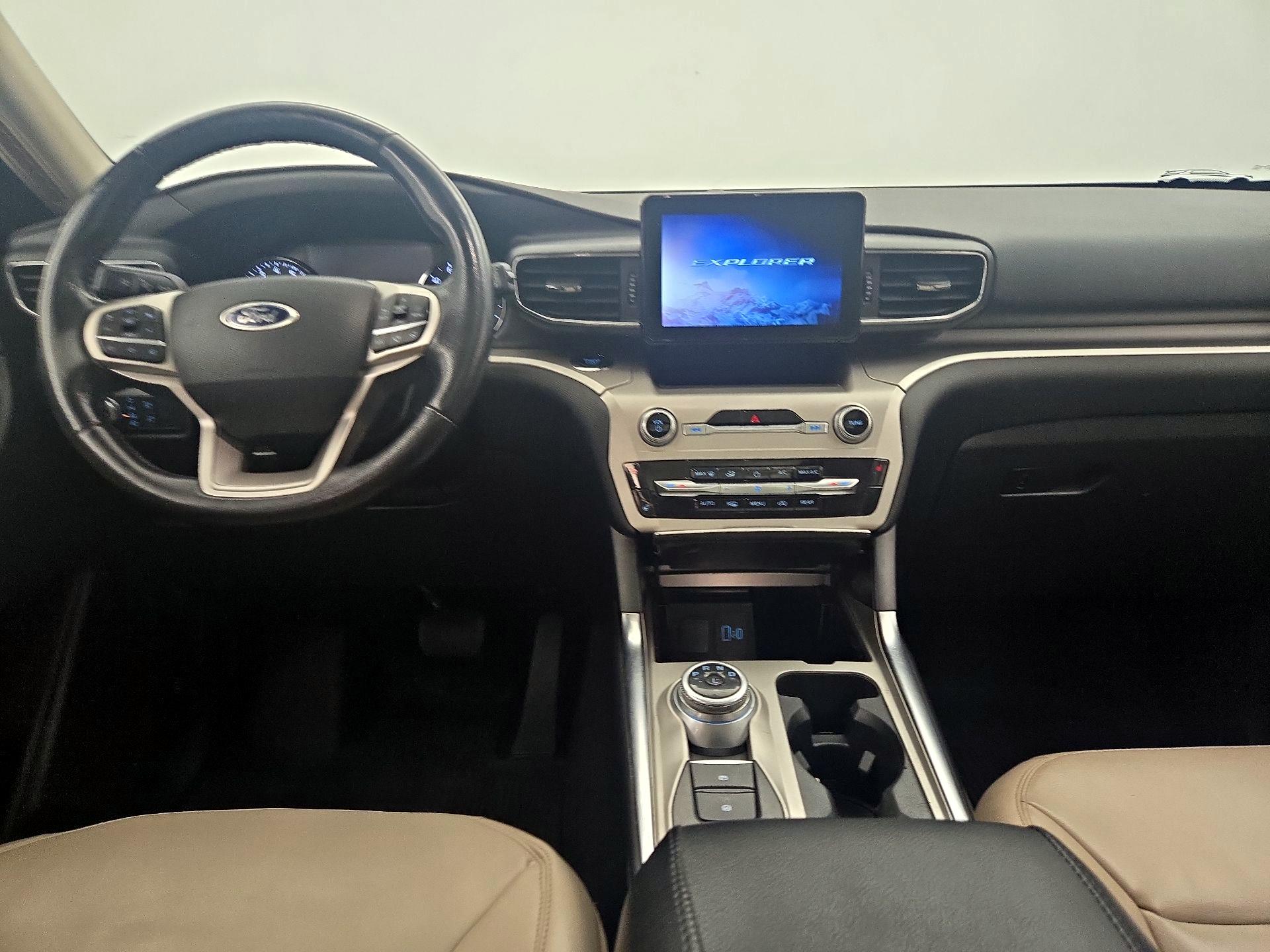 Thumbnail: 2022 Ford Explorer - 9