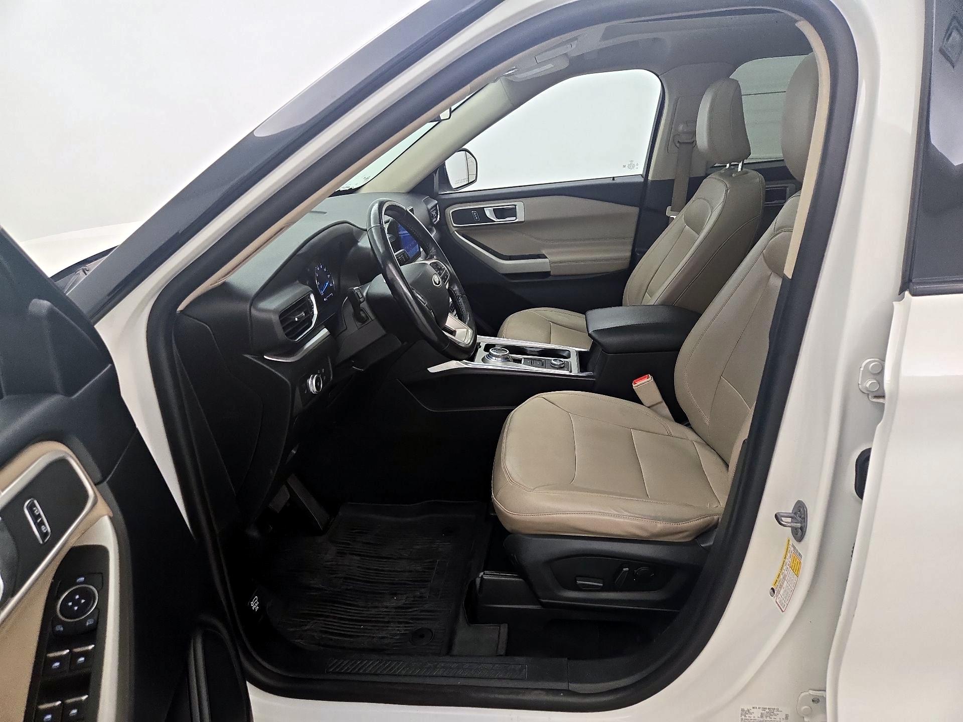 Thumbnail: 2022 Ford Explorer - 11