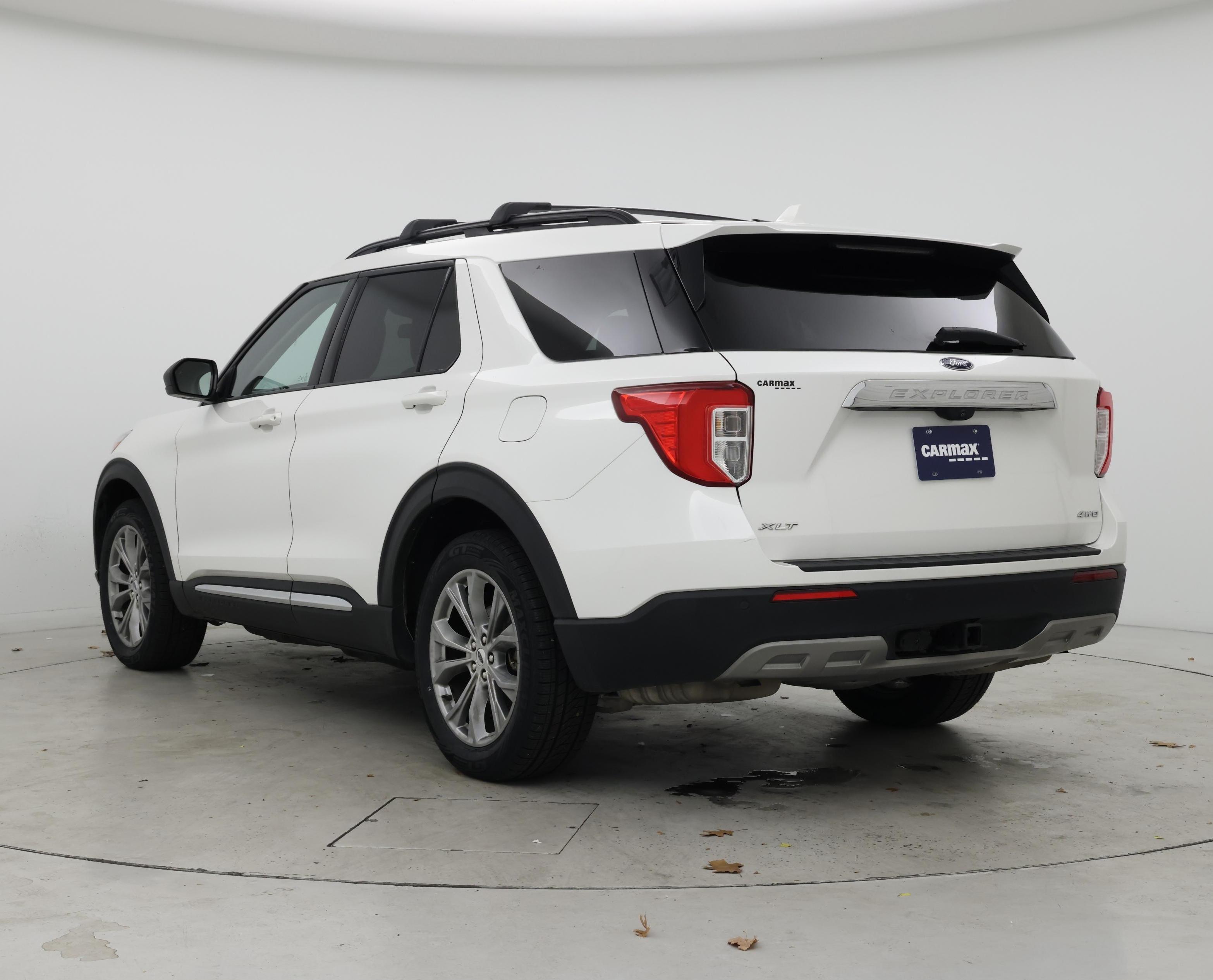 Thumbnail: 2022 Ford Explorer - 2