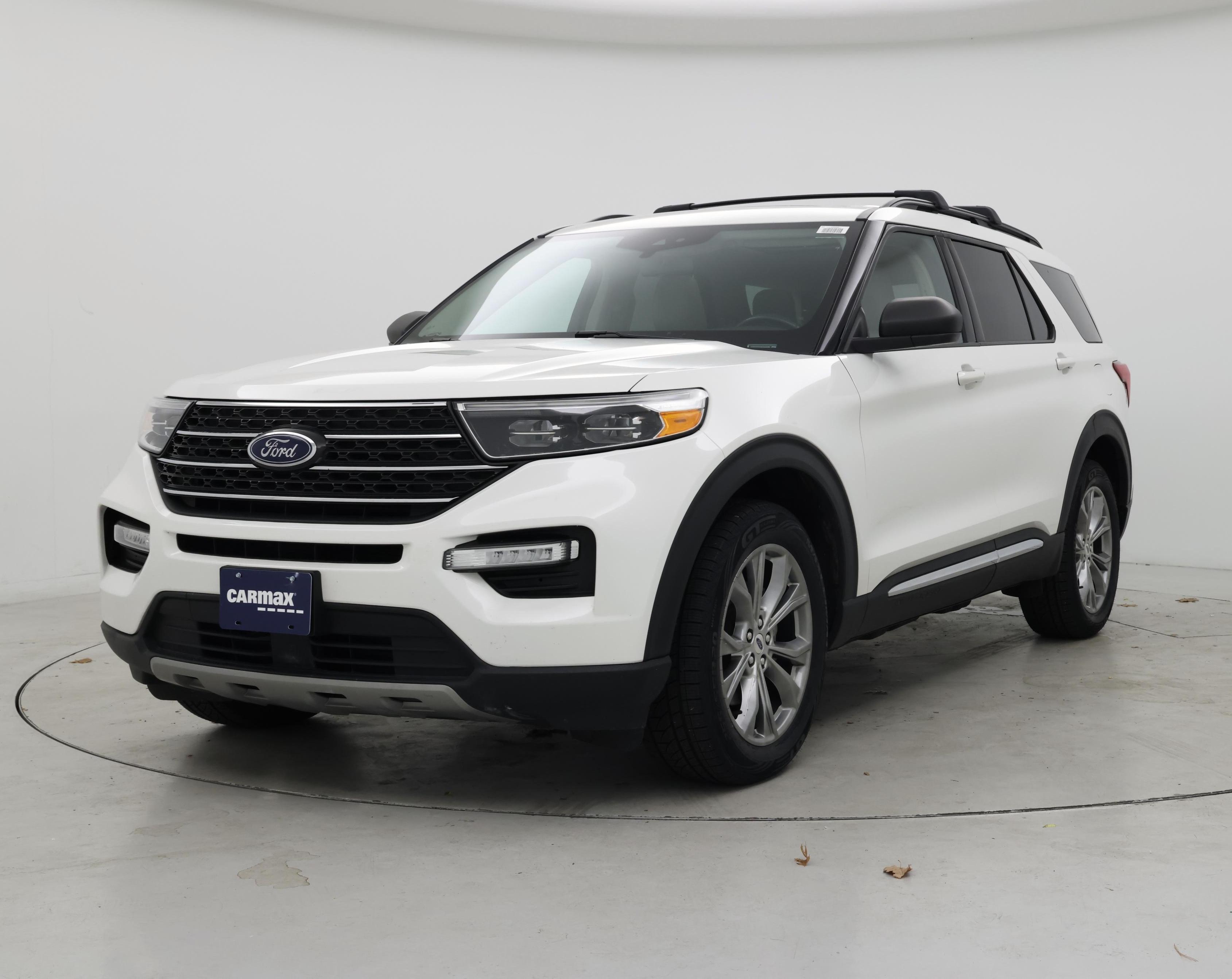 Thumbnail: 2022 Ford Explorer - 4