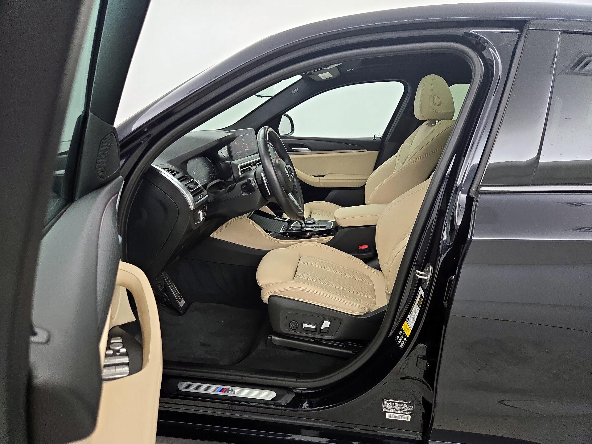 Thumbnail: 2023 BMW X4 - 11