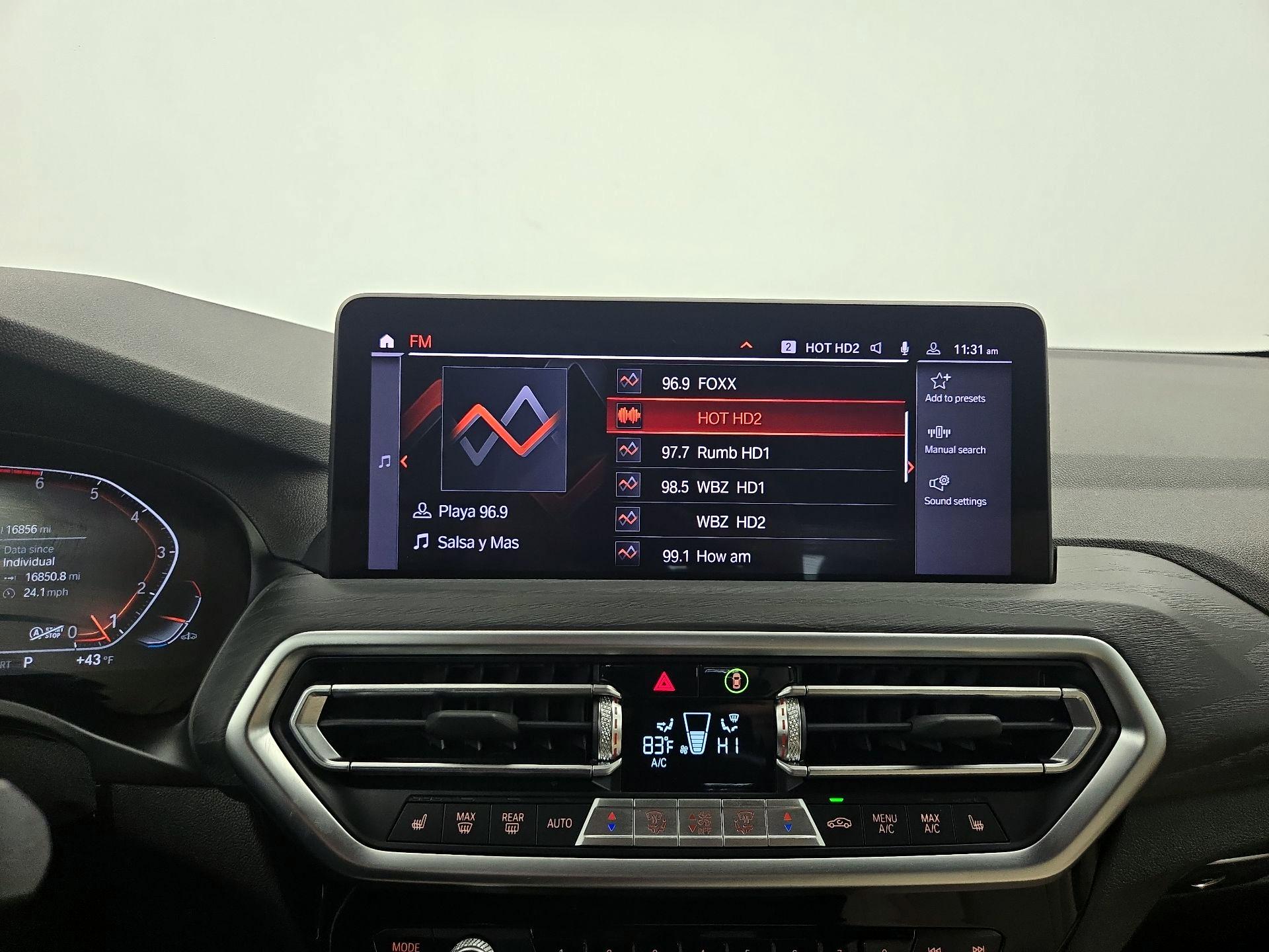 Thumbnail: 2023 BMW X4 - 16