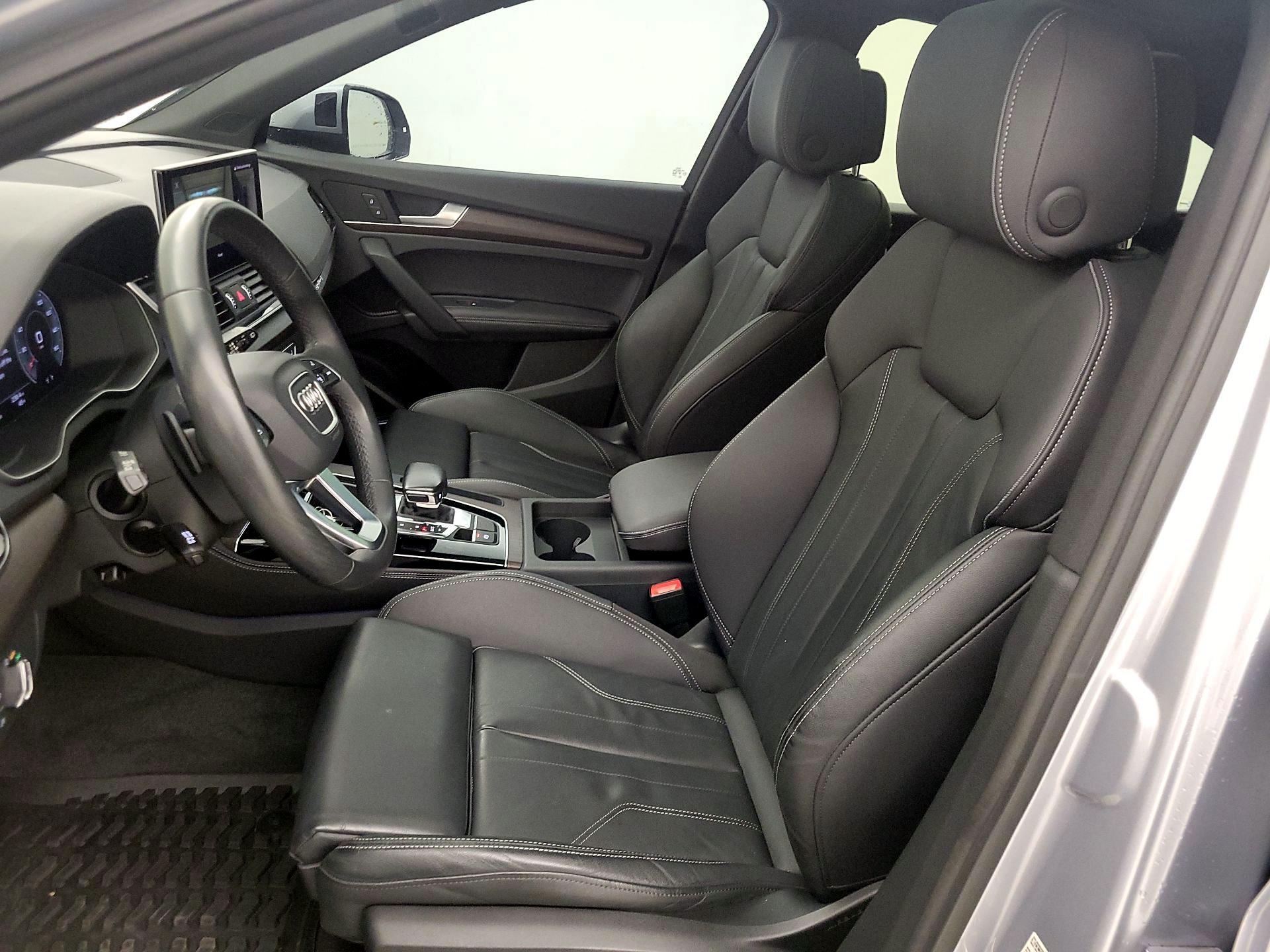 Thumbnail: 2023 Audi Q5 - 11