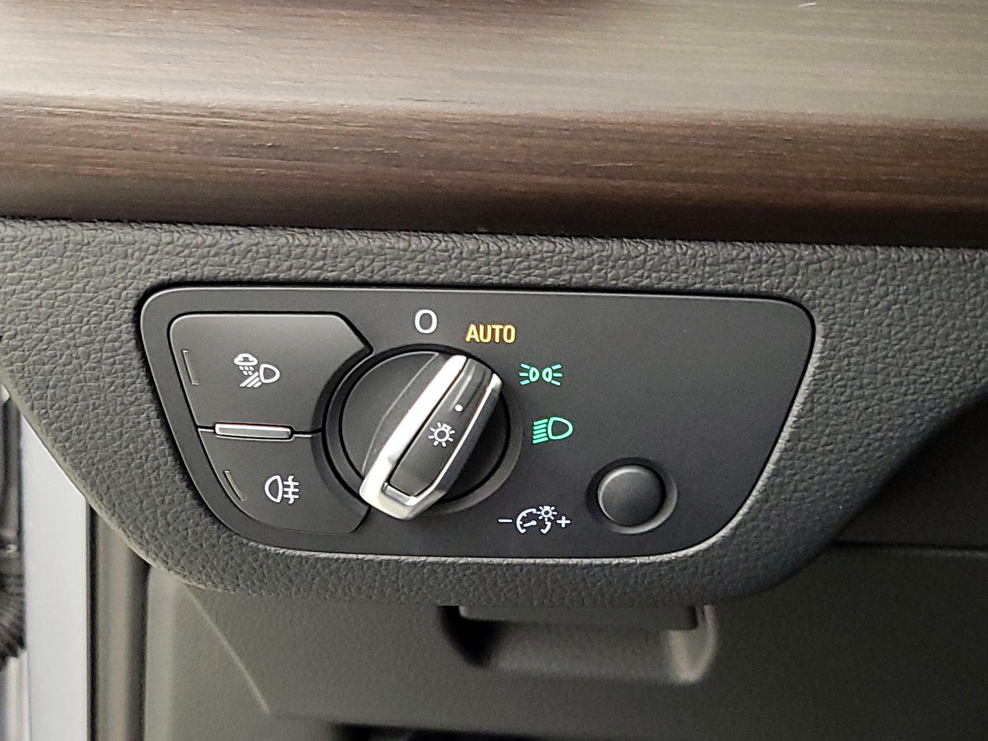 Thumbnail: 2023 Audi Q5 - 13