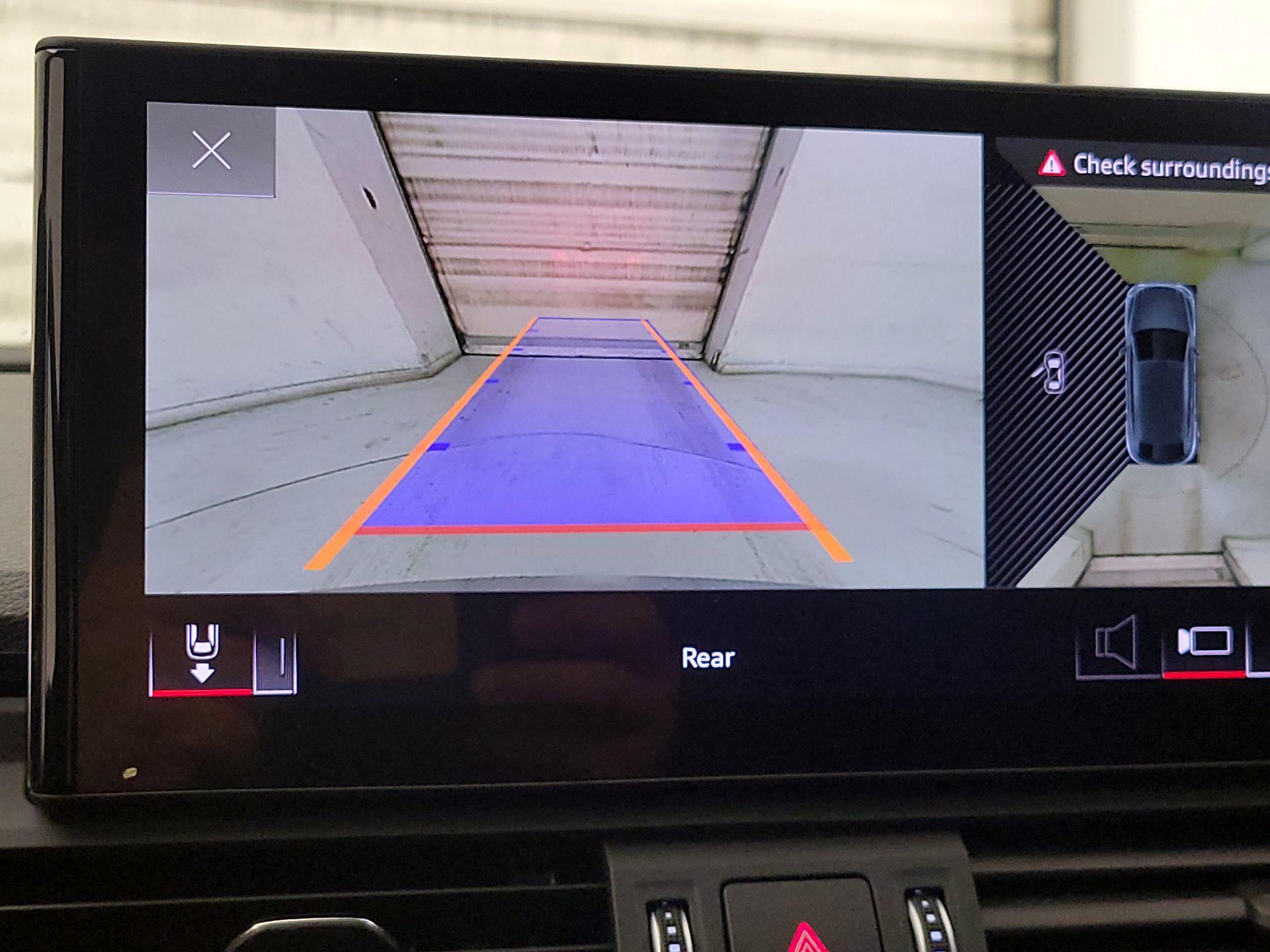 Thumbnail: 2023 Audi Q5 - 14