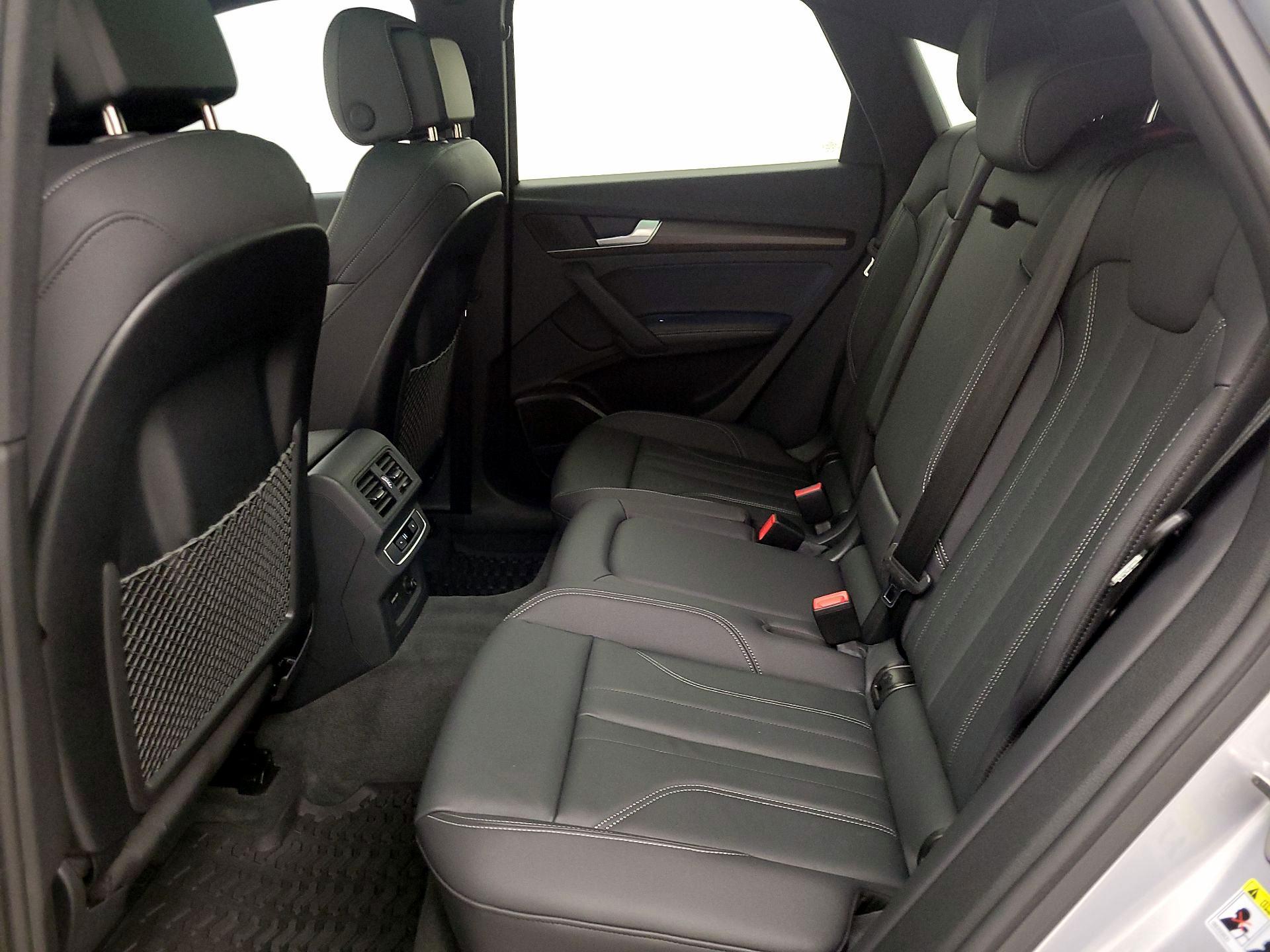 Thumbnail: 2023 Audi Q5 - 20