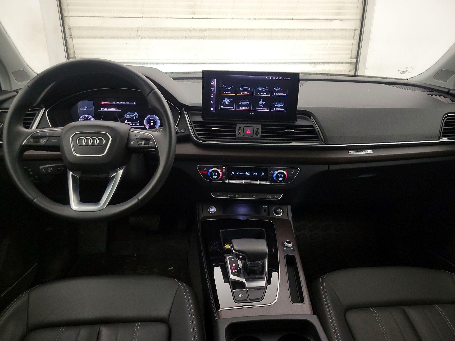 Thumbnail: 2023 Audi Q5 - 9