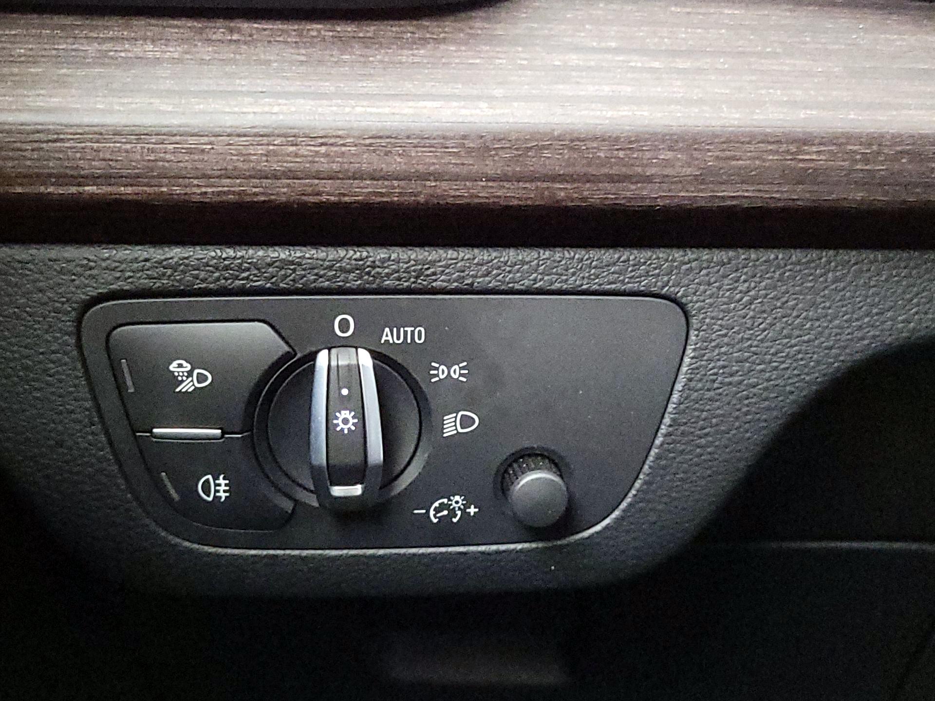 Thumbnail: 2023 Audi Q5 - 13