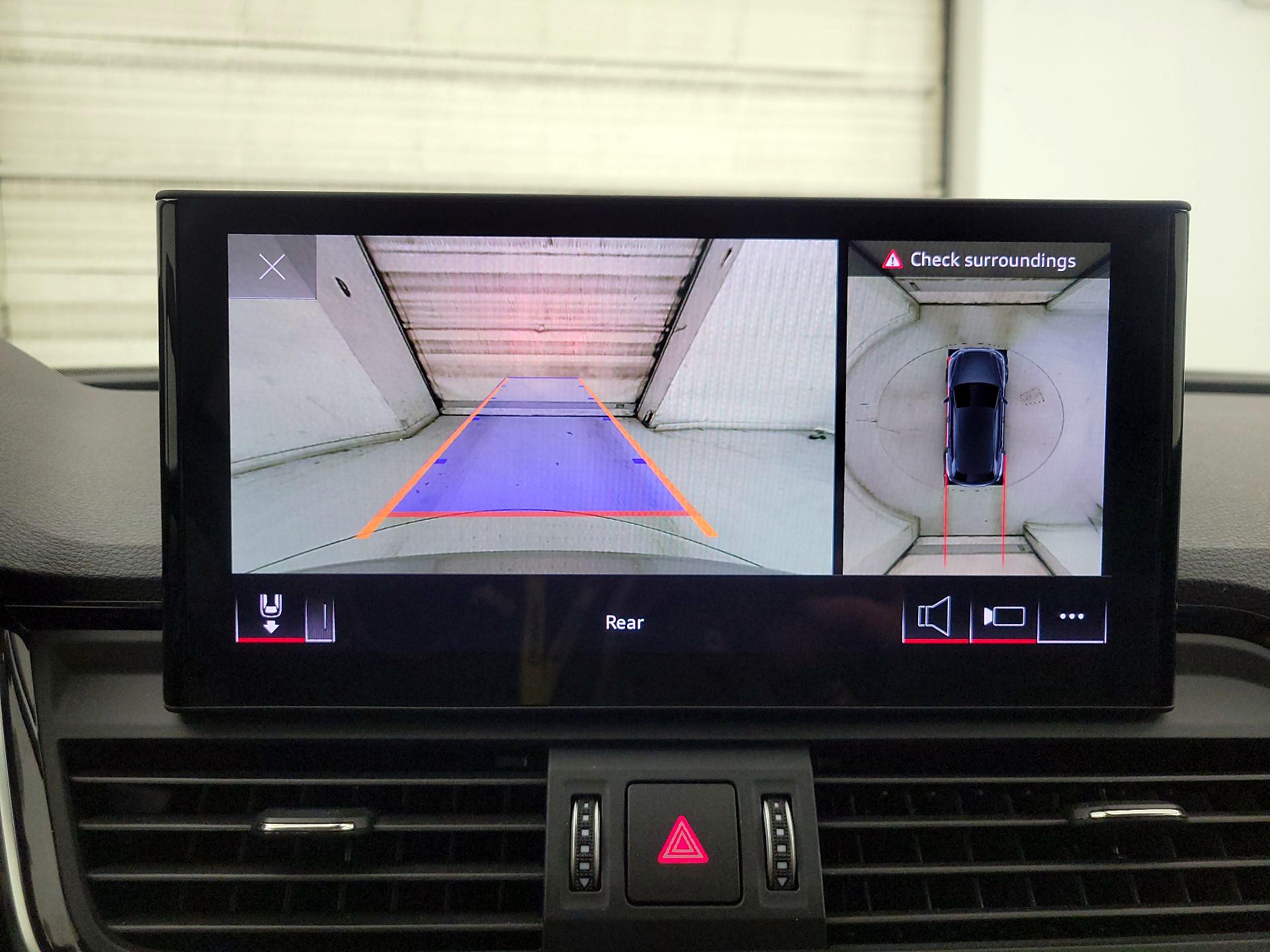 Thumbnail: 2023 Audi Q5 - 14