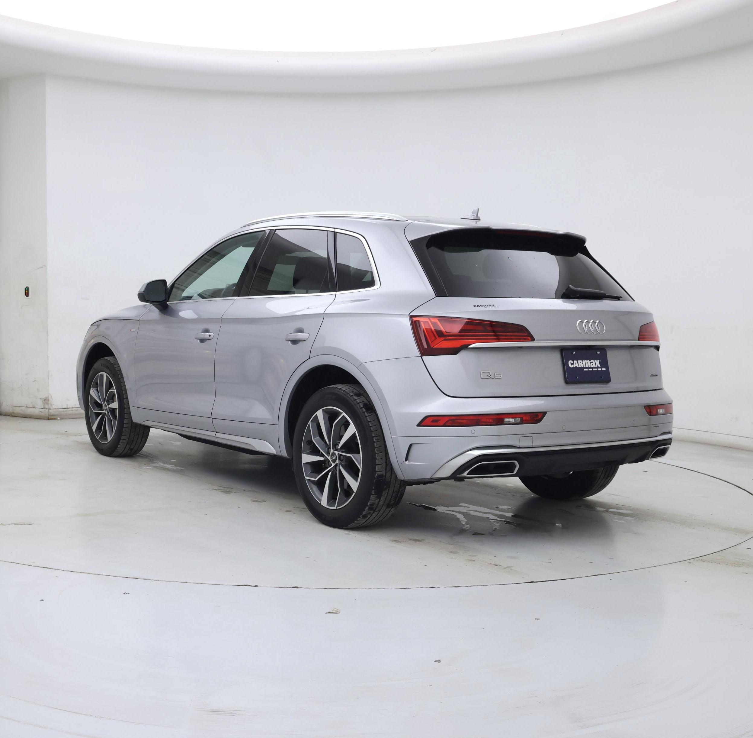 Thumbnail: 2023 Audi Q5 - 2