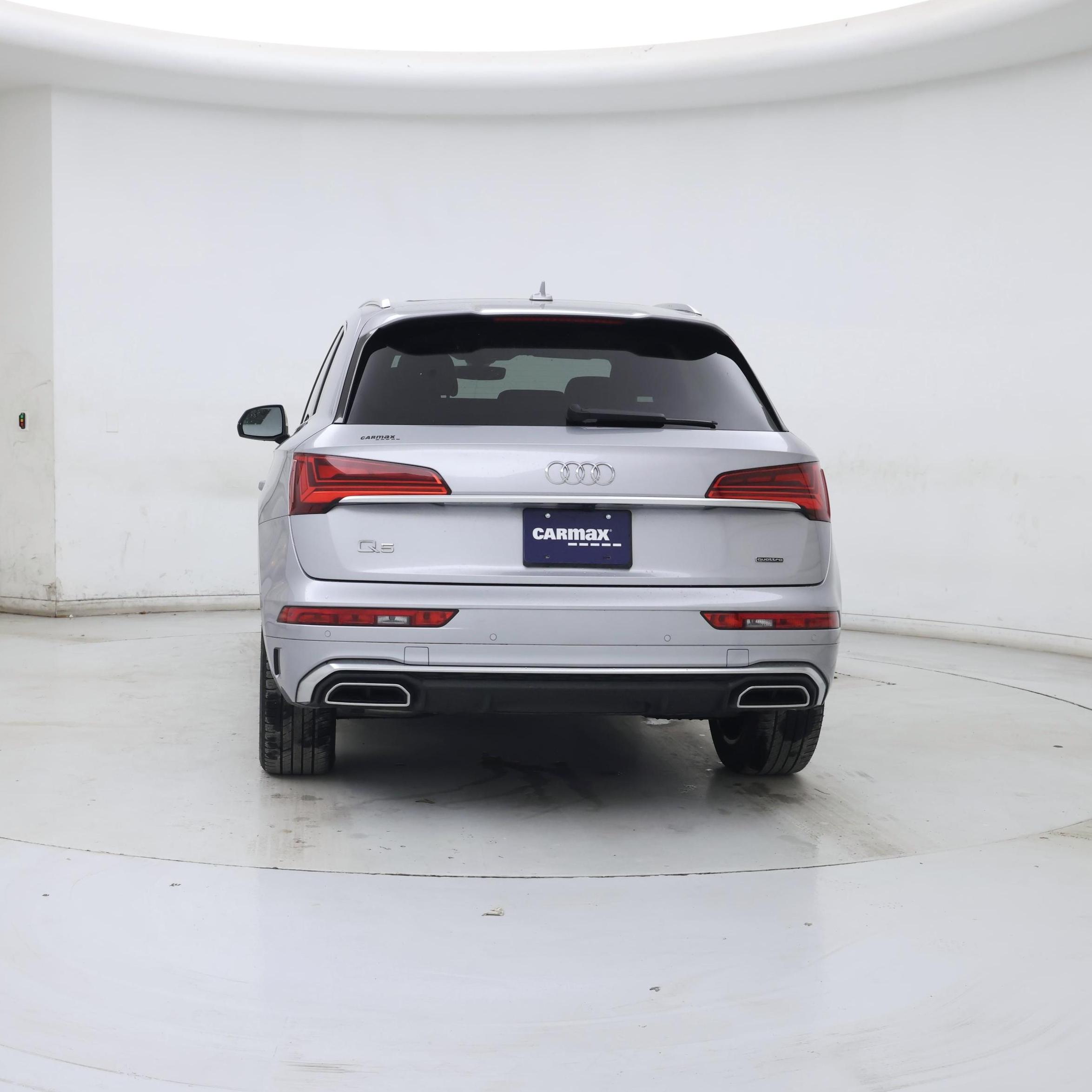 Thumbnail: 2023 Audi Q5 - 6