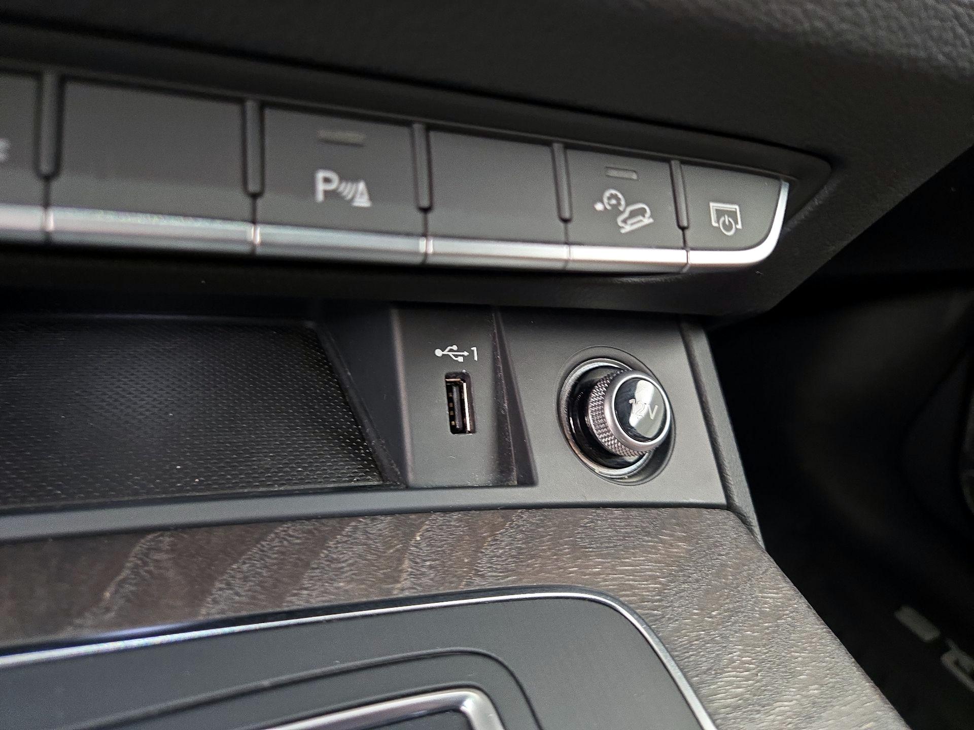 Thumbnail: 2018 Audi Q5 - 19