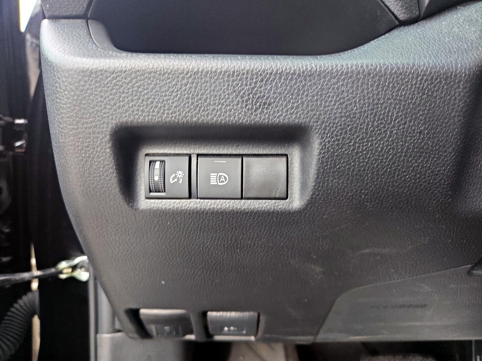 Thumbnail: 2023 Toyota RAV4 - 11