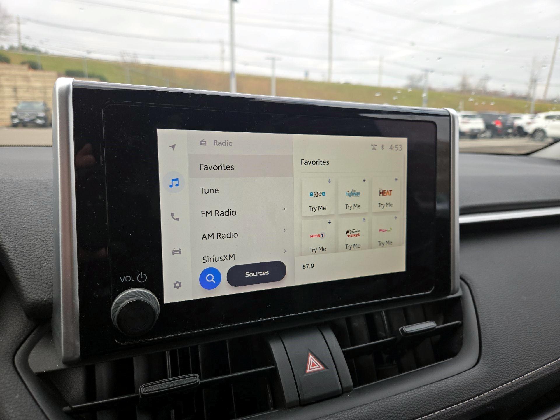 Thumbnail: 2023 Toyota RAV4 - 14