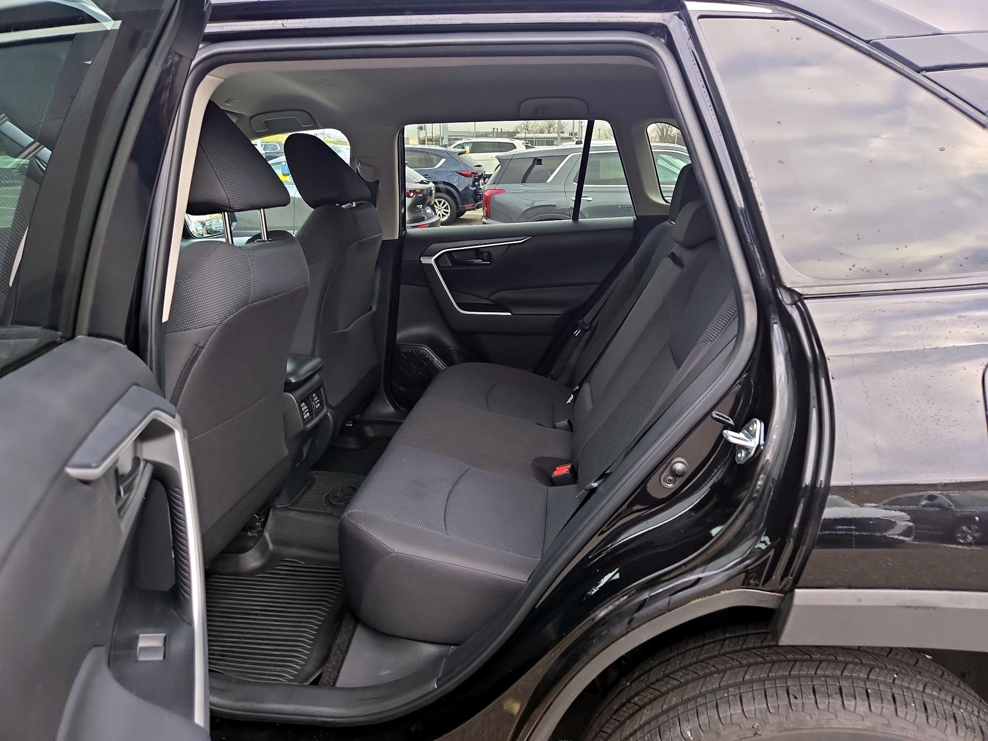 Thumbnail: 2023 Toyota RAV4 - 18