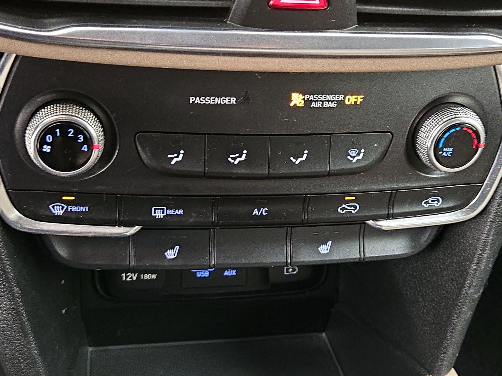 Thumbnail: 2019 Hyundai Santa Fe - 16