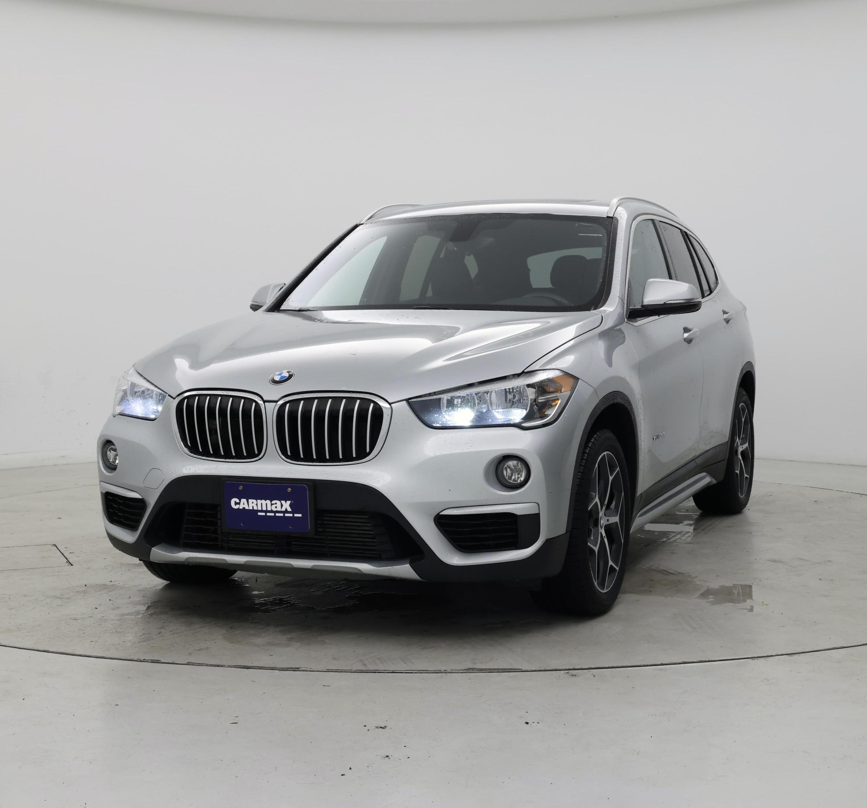 Thumbnail: 2018 BMW X1 - 4
