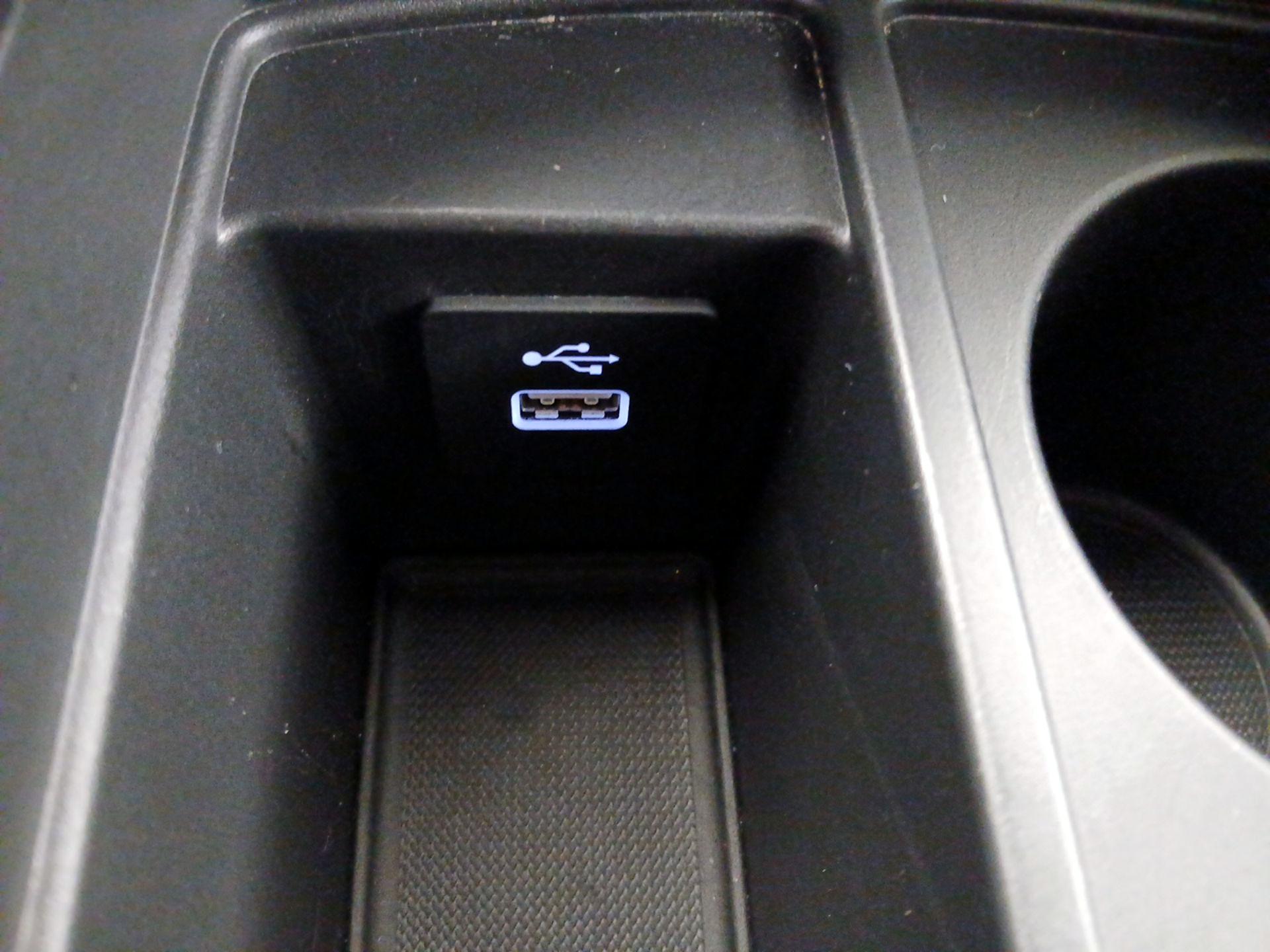 Thumbnail: 2023 Acura RDX - 19