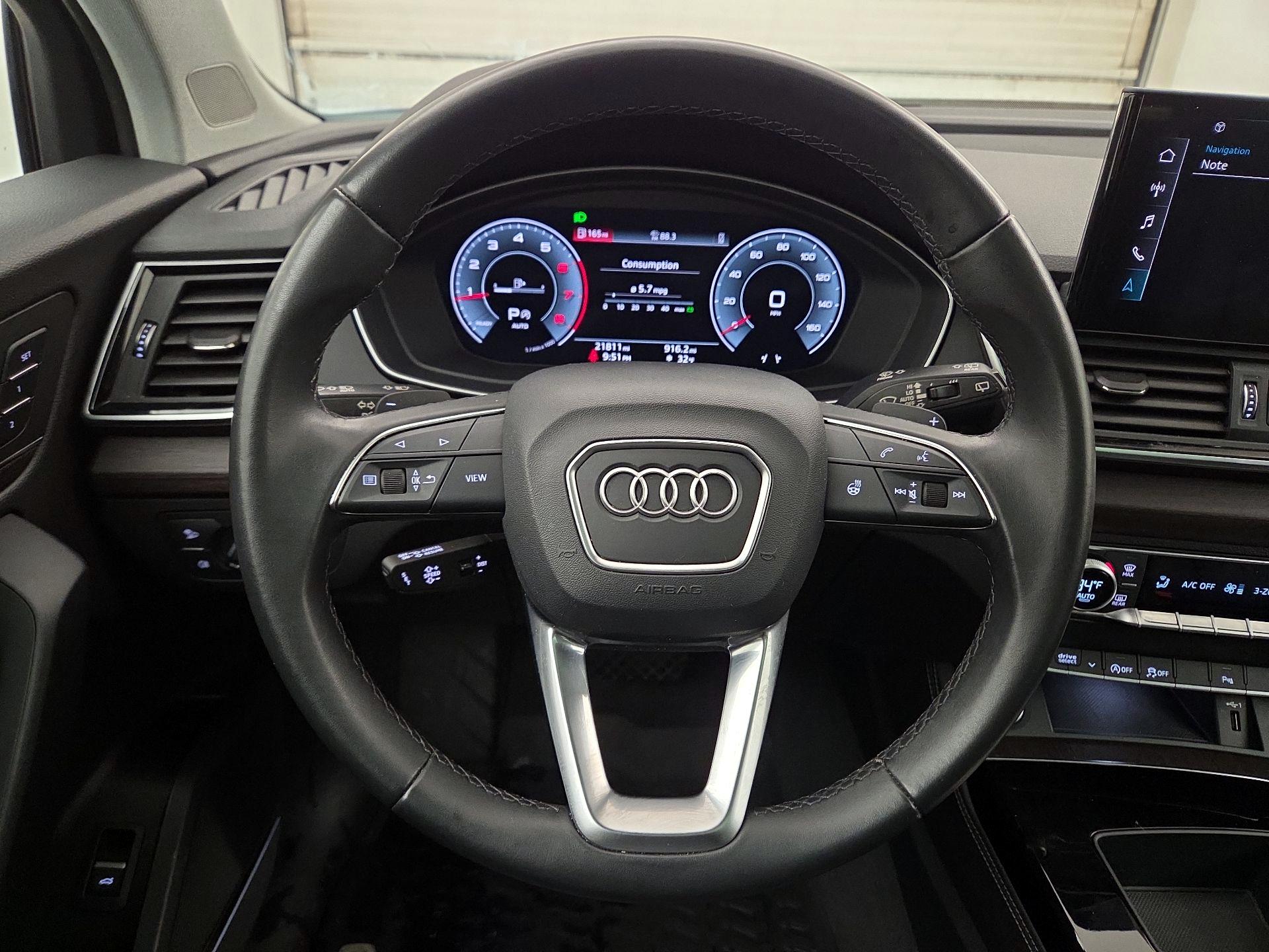 Thumbnail: 2023 Audi Q5 - 10