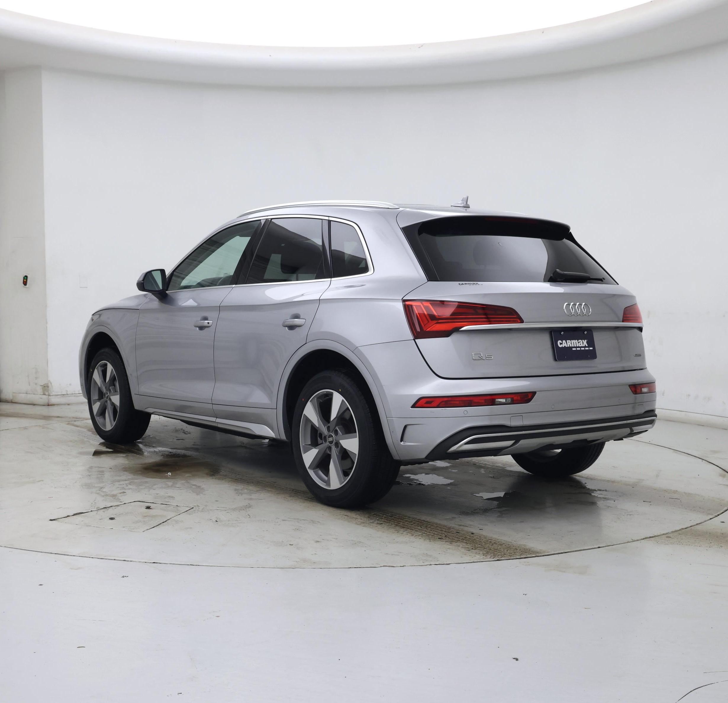 Thumbnail: 2023 Audi Q5 - 2