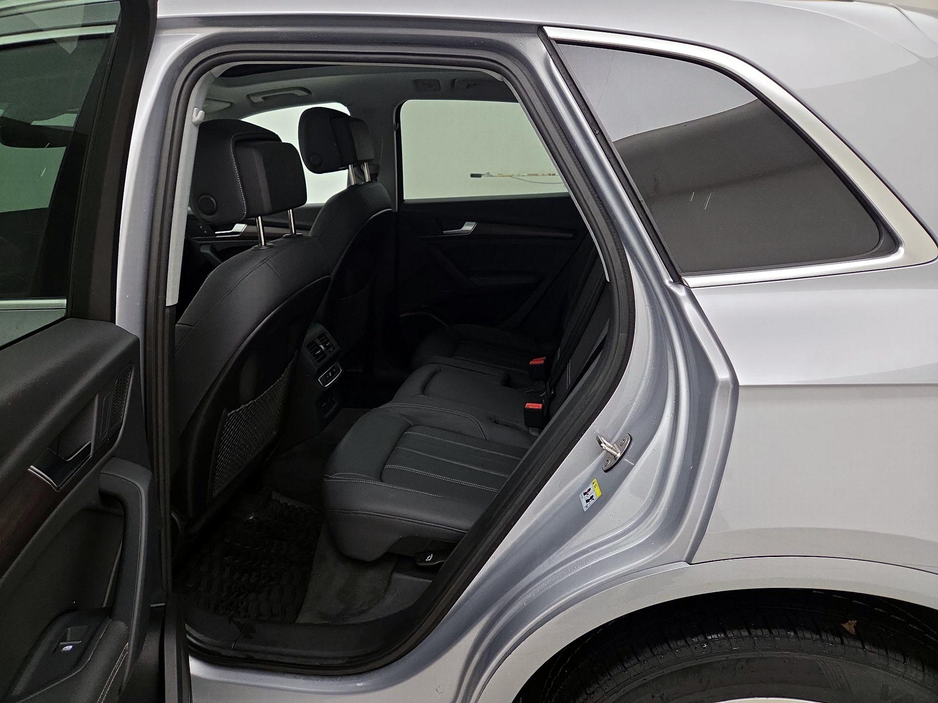 Thumbnail: 2023 Audi Q5 - 20