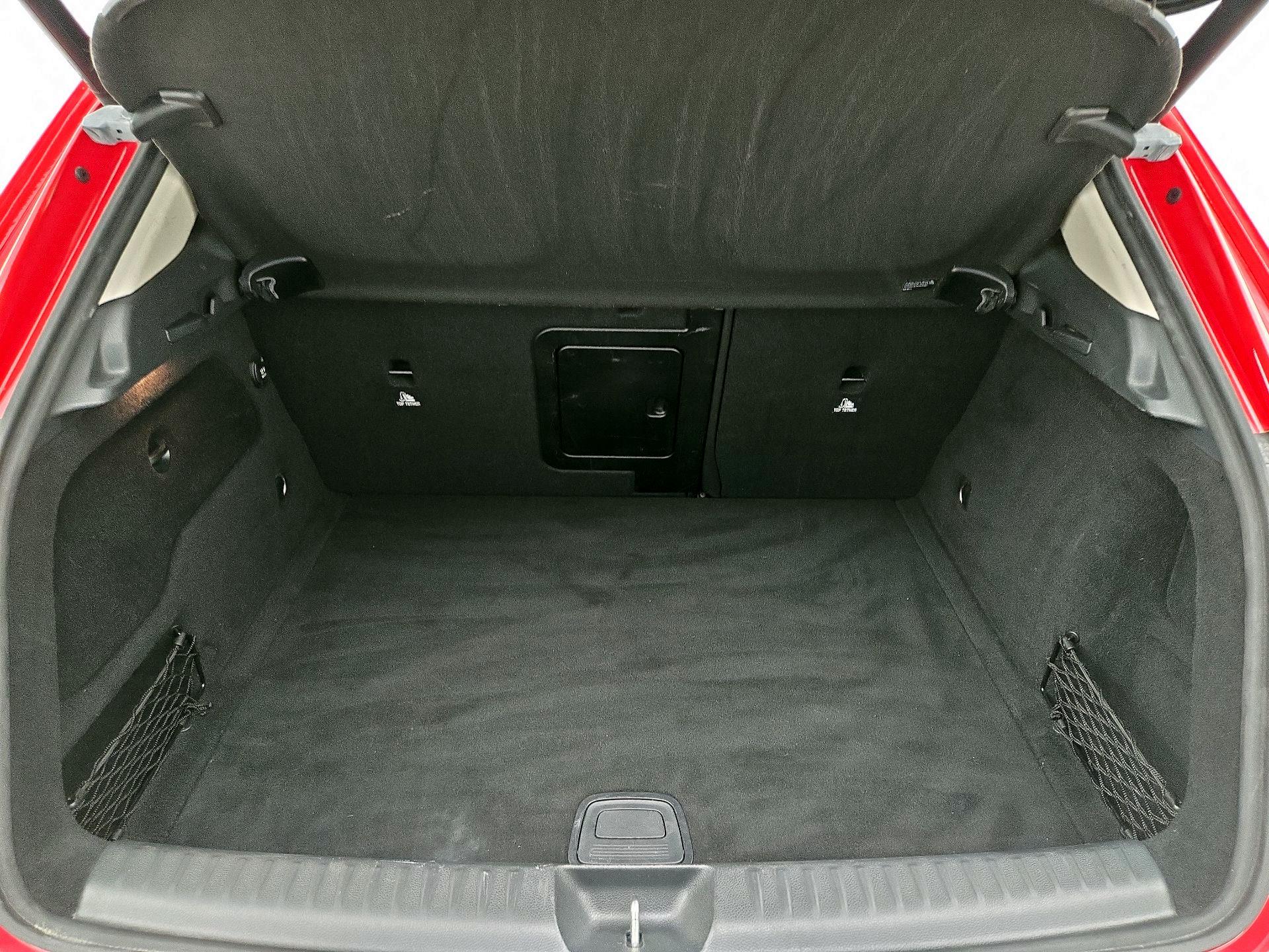 Thumbnail: 2015 Mercedes-Benz GLA - 20