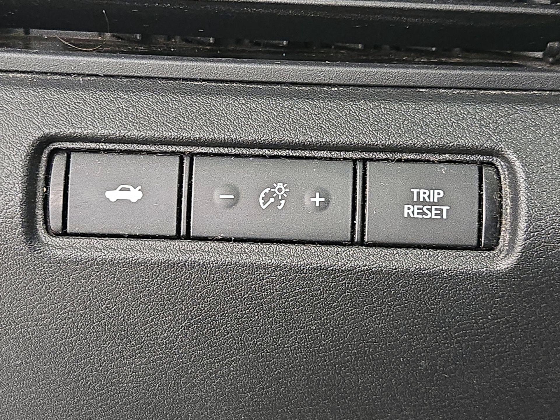 Thumbnail: 2019 Nissan Altima - 13