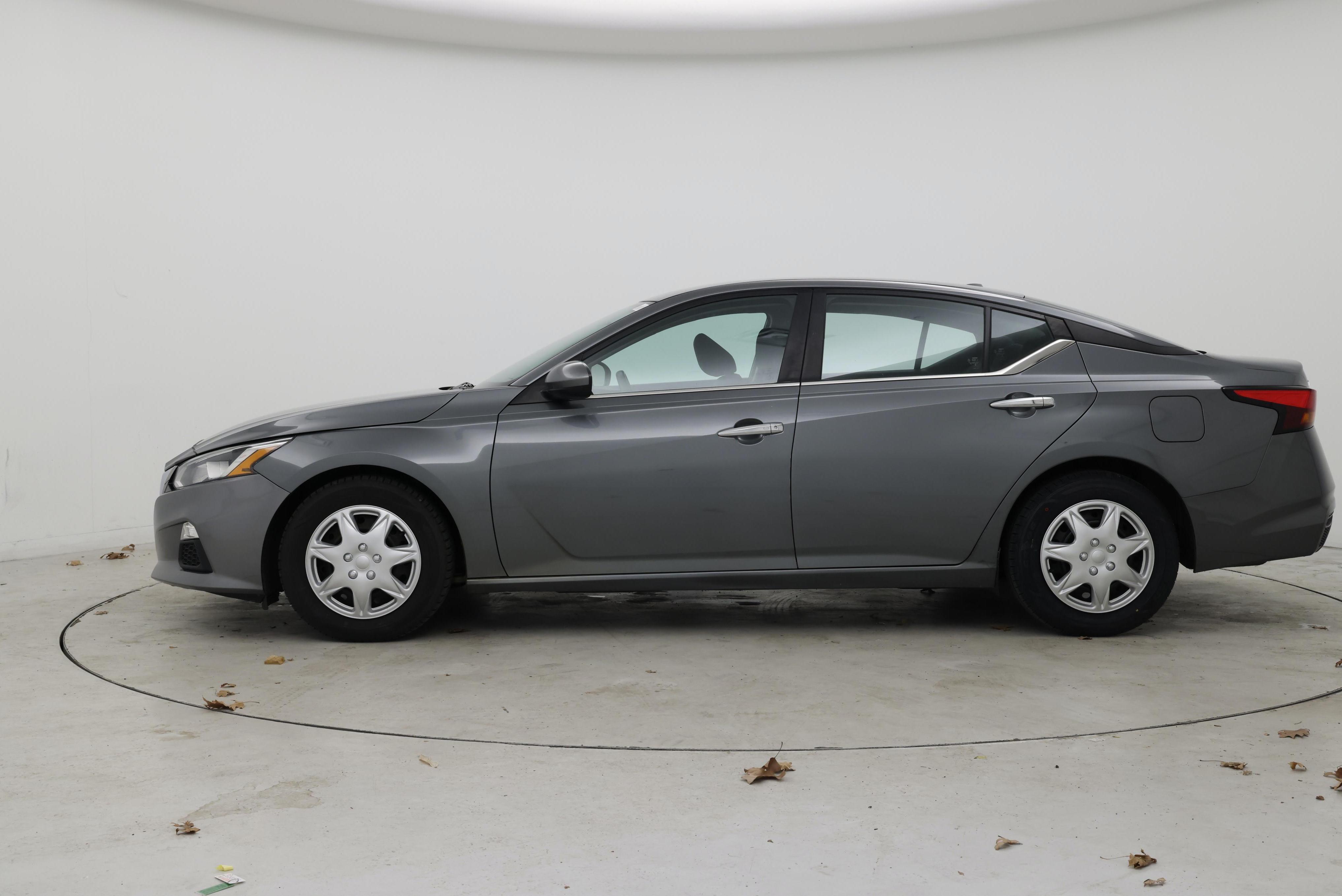 Thumbnail: 2019 Nissan Altima - 3