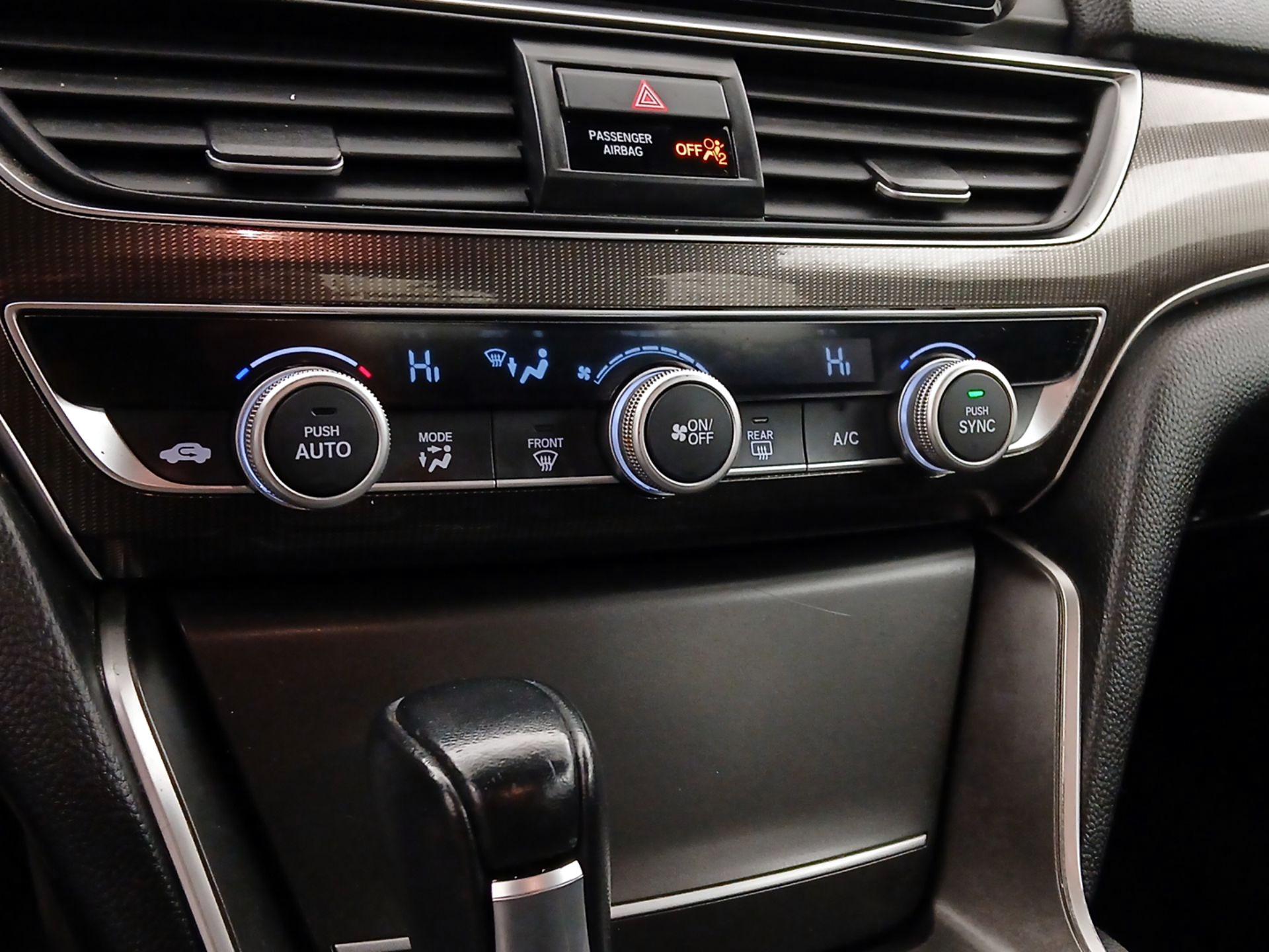 Thumbnail: 2019 Honda Accord - 16