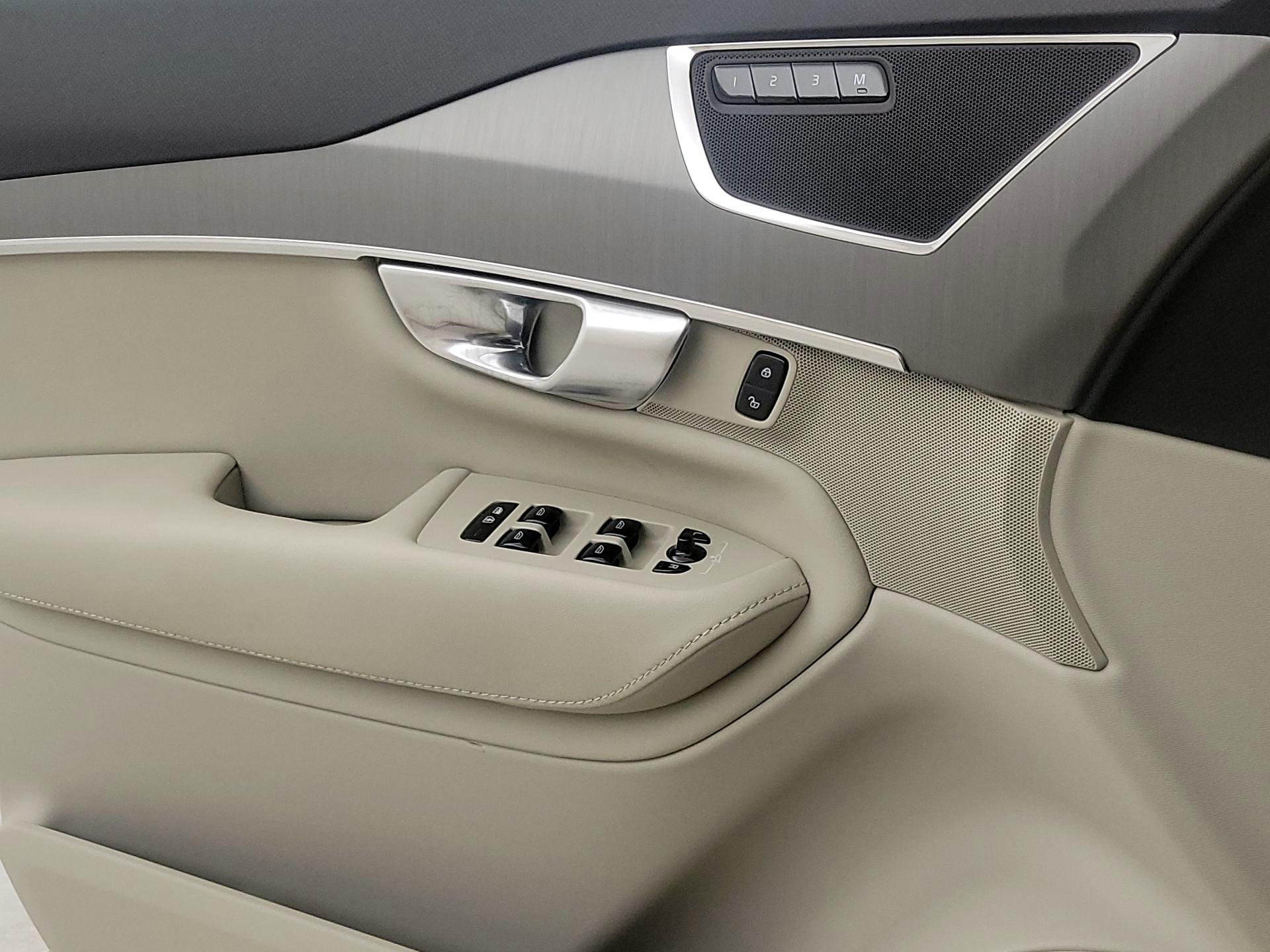 Thumbnail: 2024 Volvo XC90 - 12