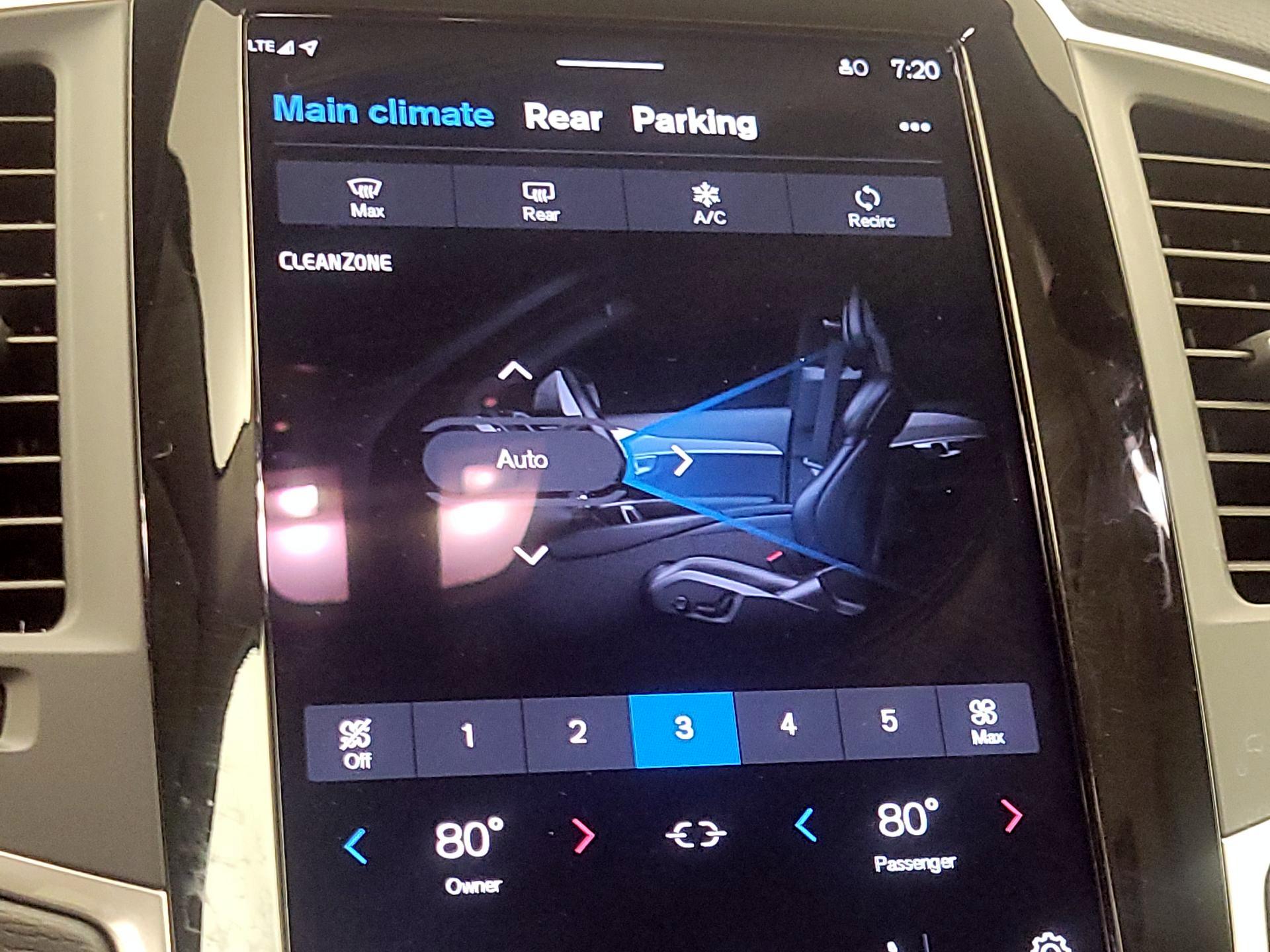 Thumbnail: 2024 Volvo XC90 - 16