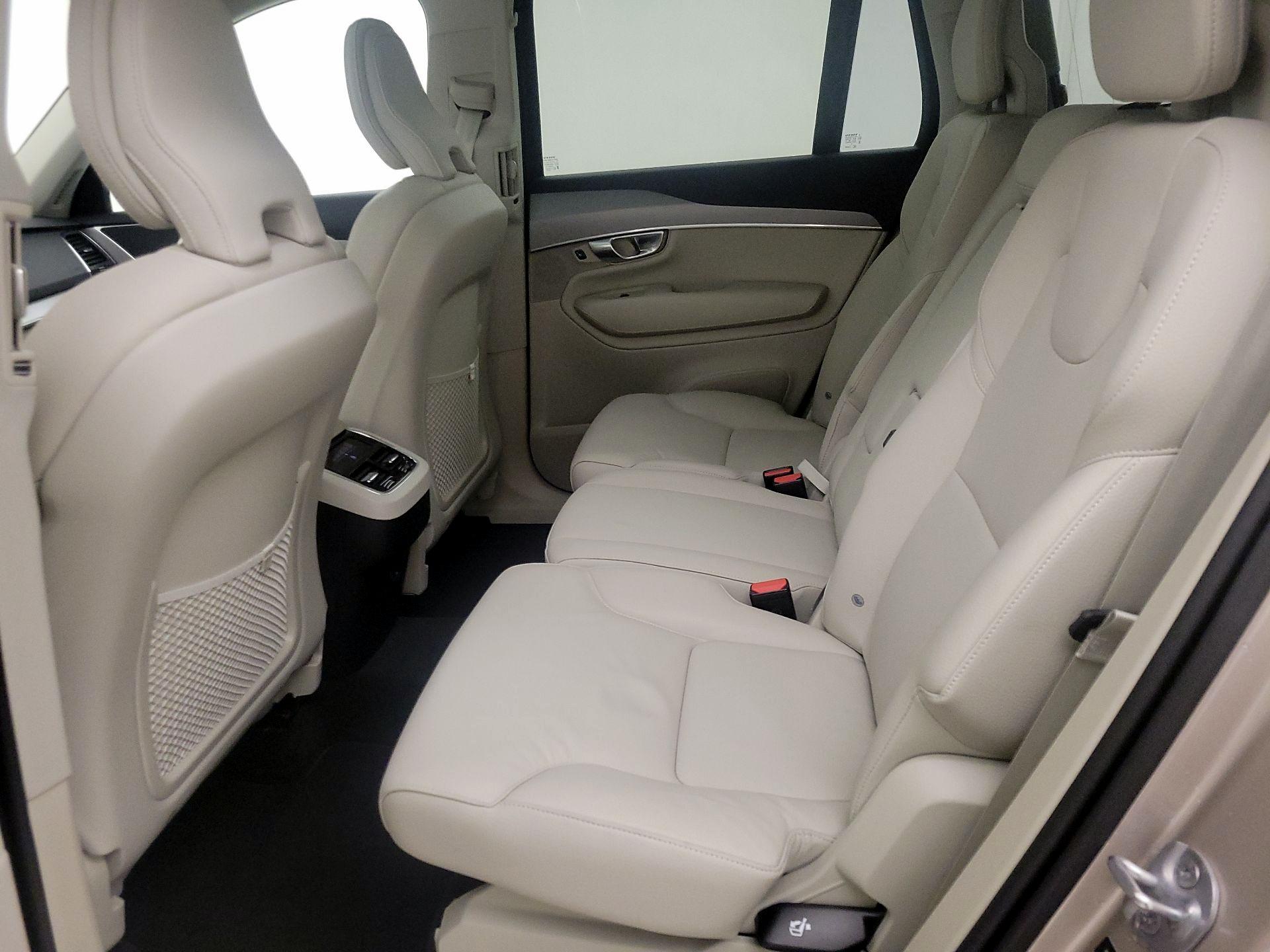 Thumbnail: 2024 Volvo XC90 - 20