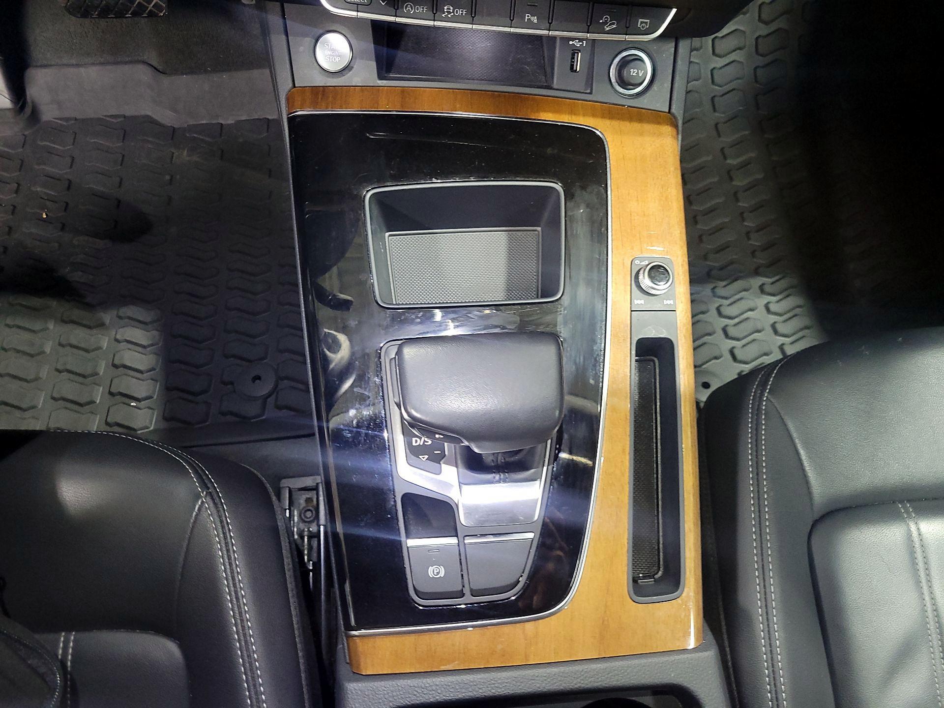 Thumbnail: 2023 Audi Q5 - 17