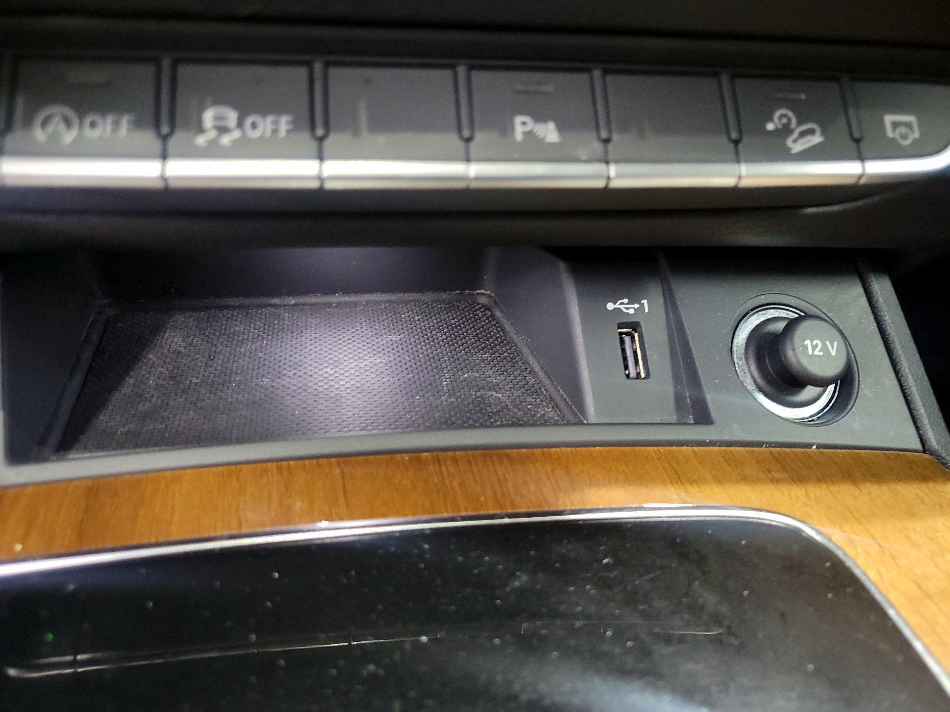 Thumbnail: 2023 Audi Q5 - 18