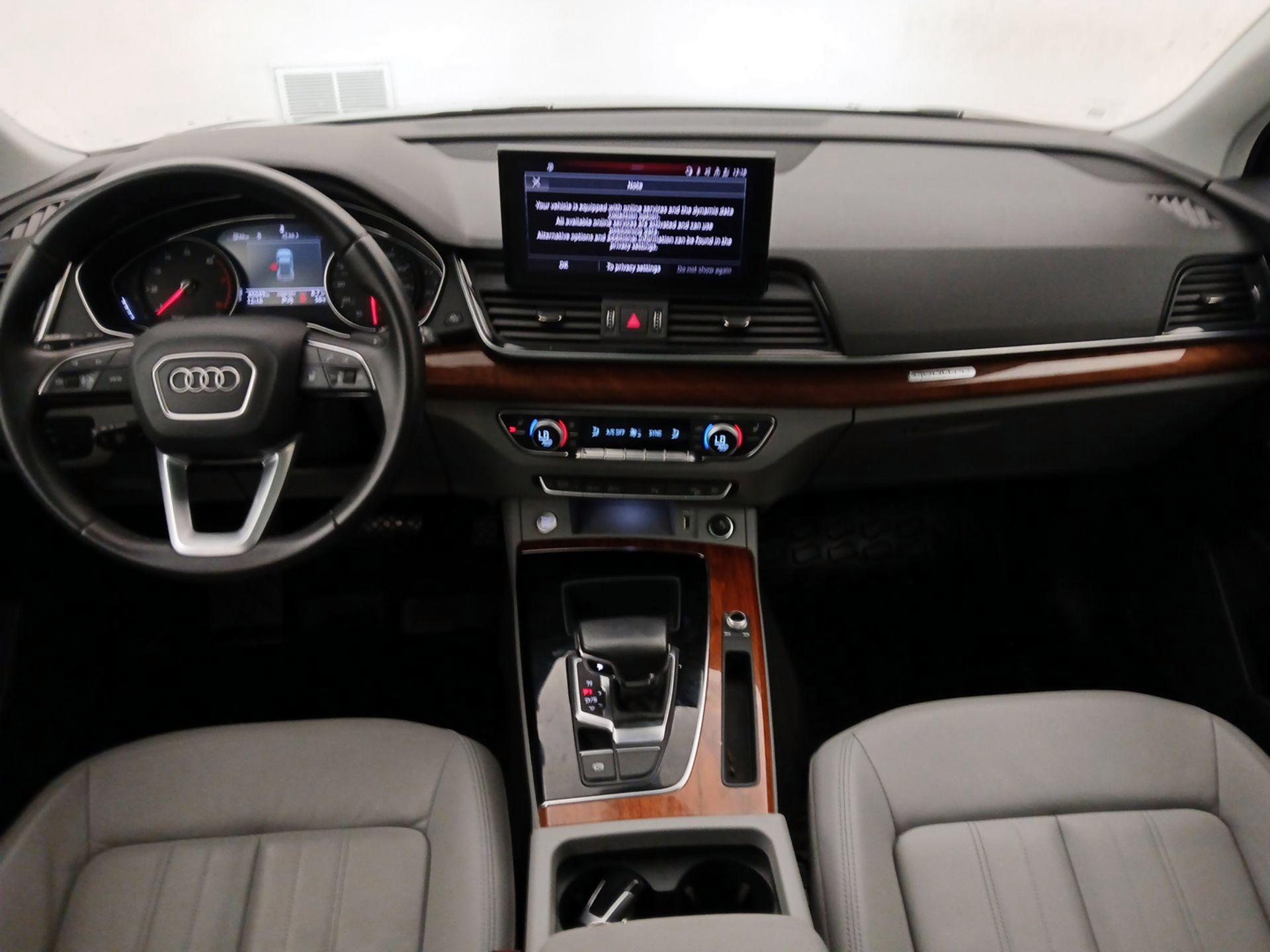 Thumbnail: 2023 Audi Q5 - 9