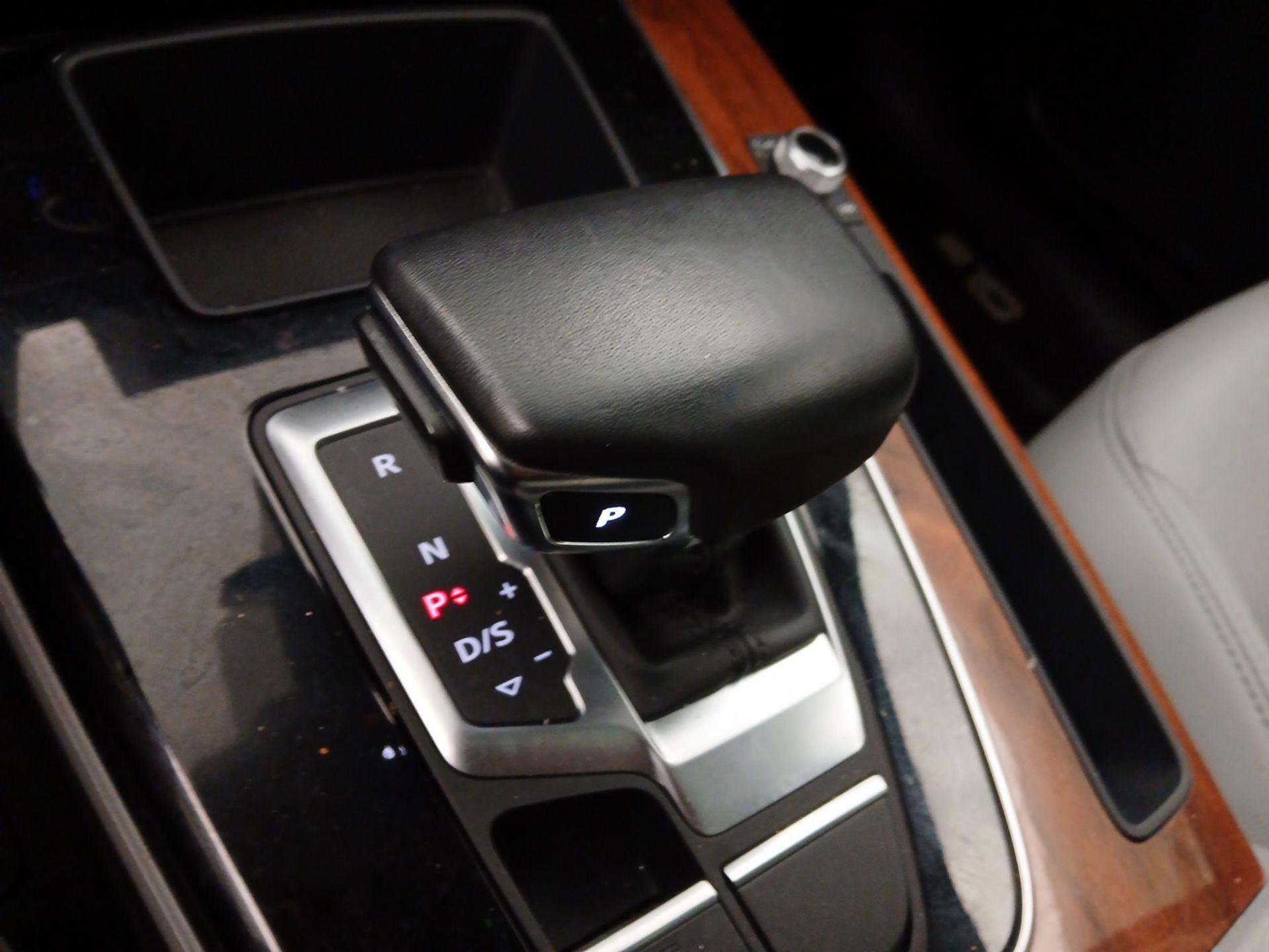 Thumbnail: 2023 Audi Q5 - 17