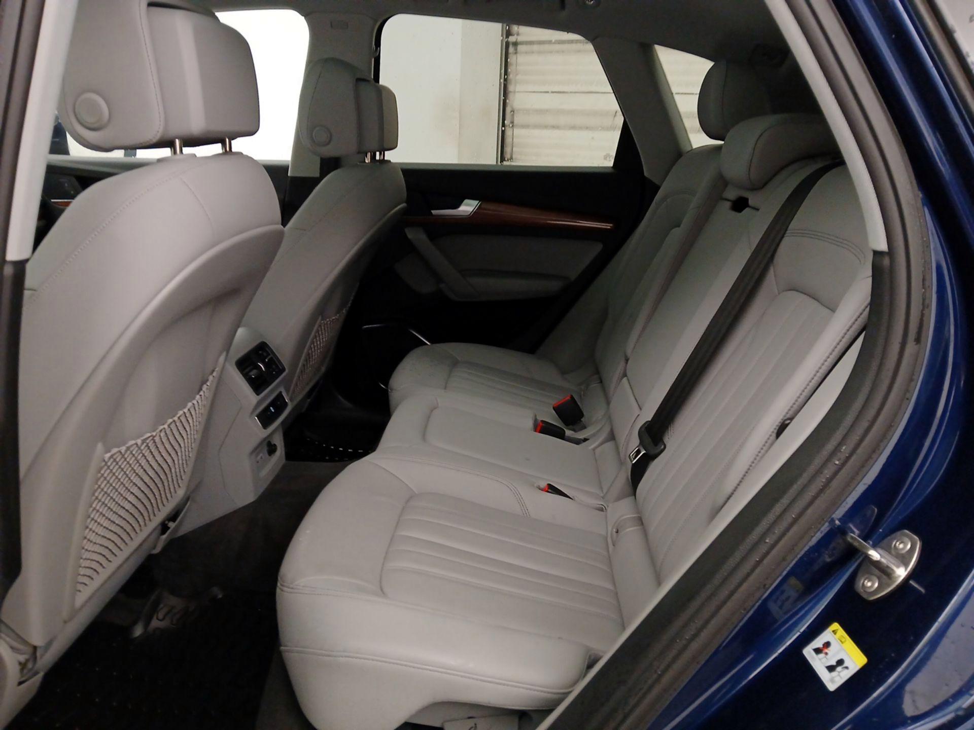 Thumbnail: 2023 Audi Q5 - 20