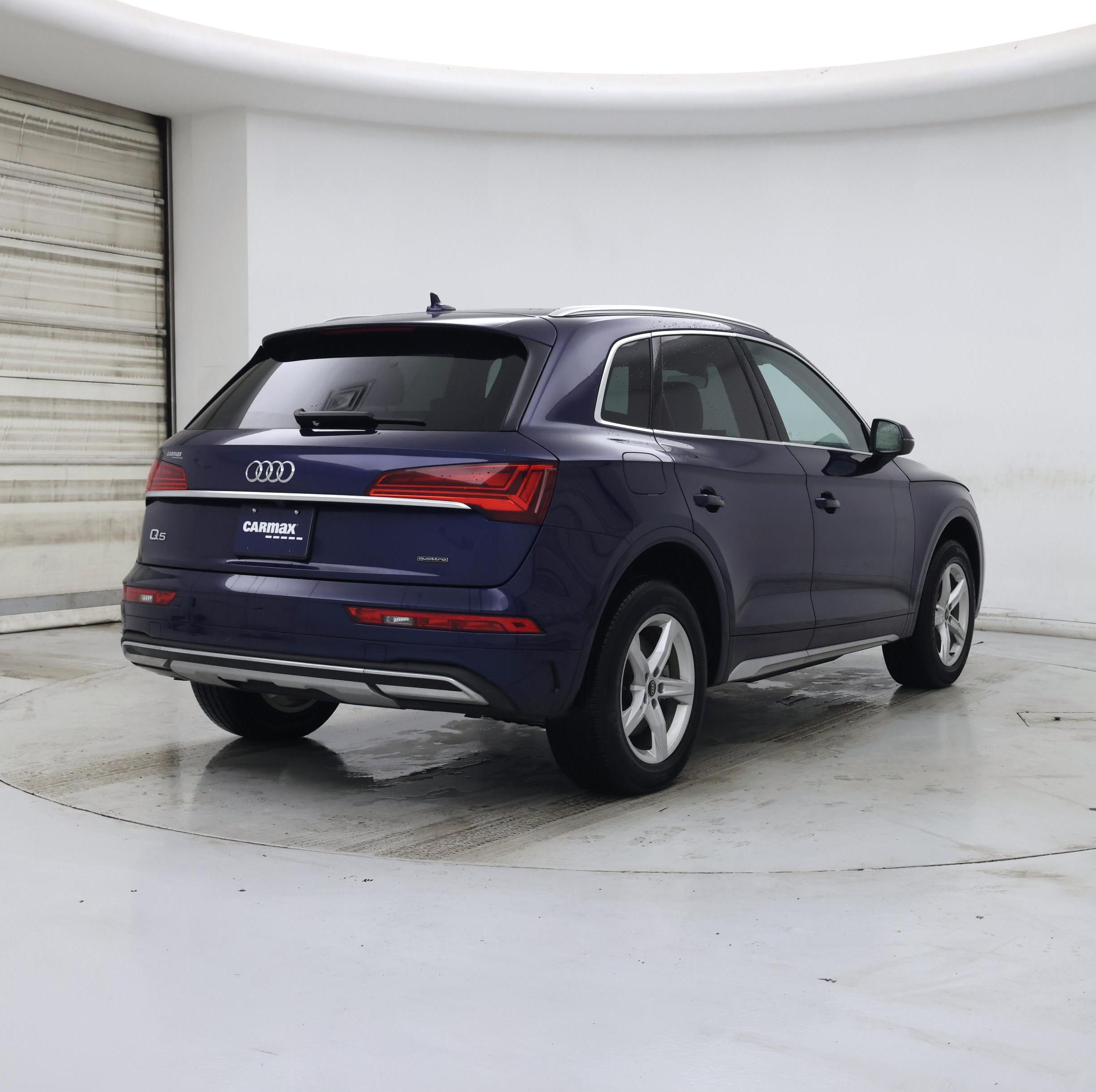 Thumbnail: 2023 Audi Q5 - 8