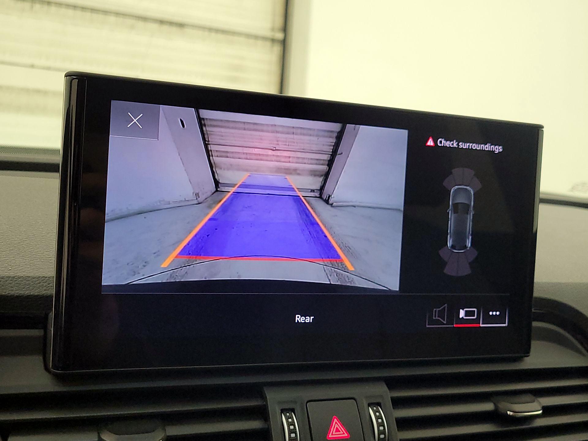 Thumbnail: 2022 Audi Q5 - 14