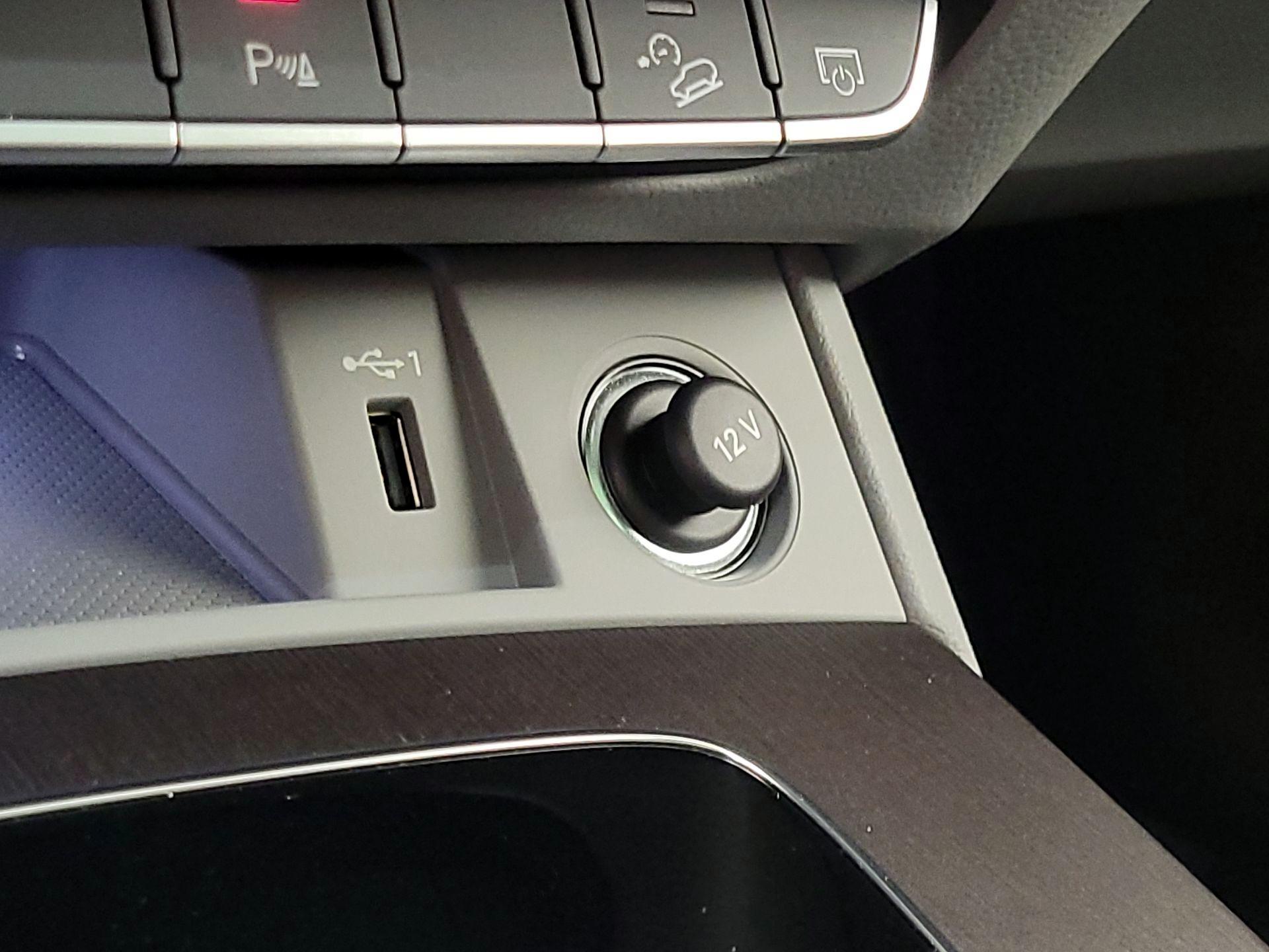 Thumbnail: 2022 Audi Q5 - 18