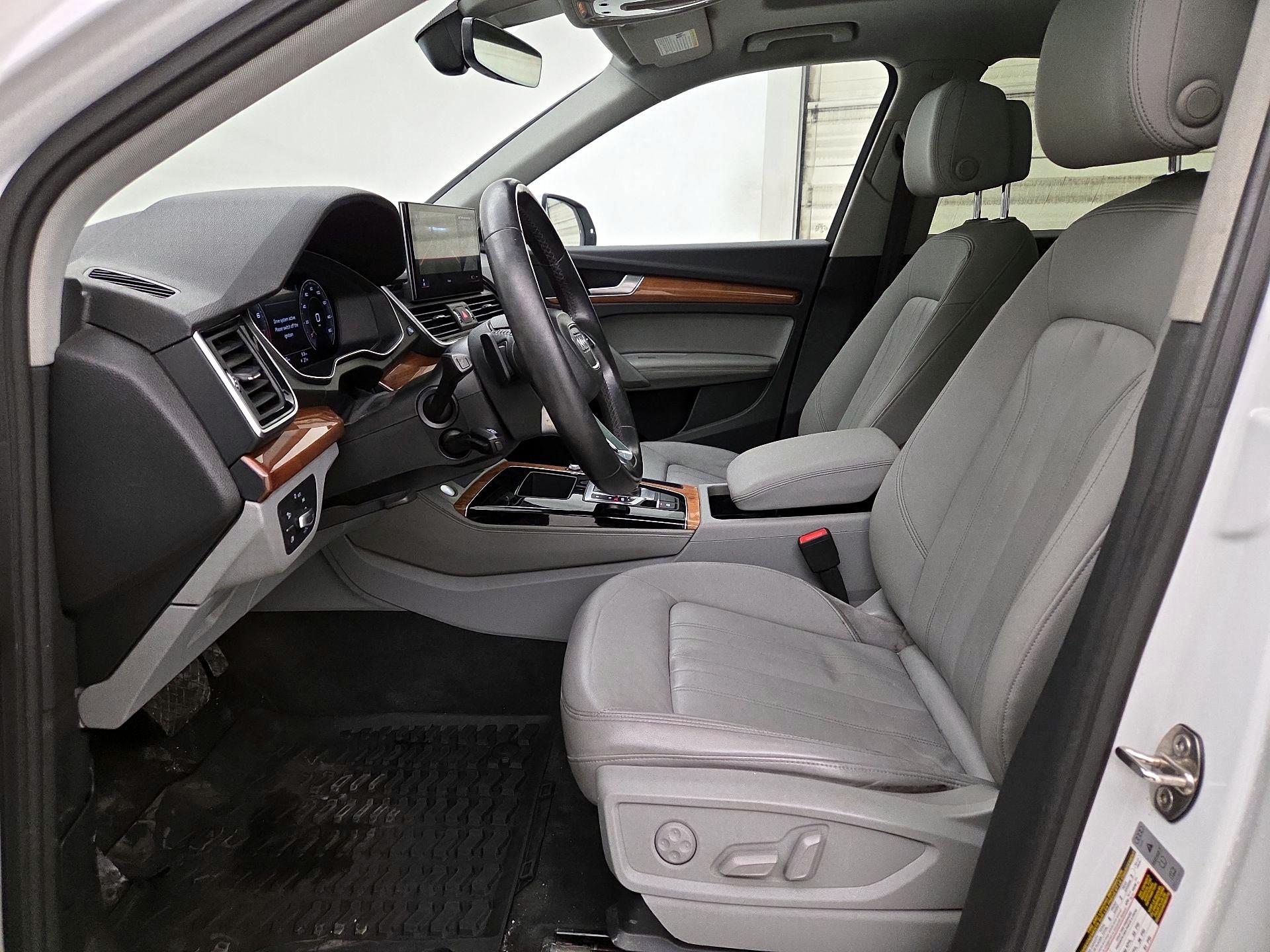 Thumbnail: 2021 Audi Q5 - 11