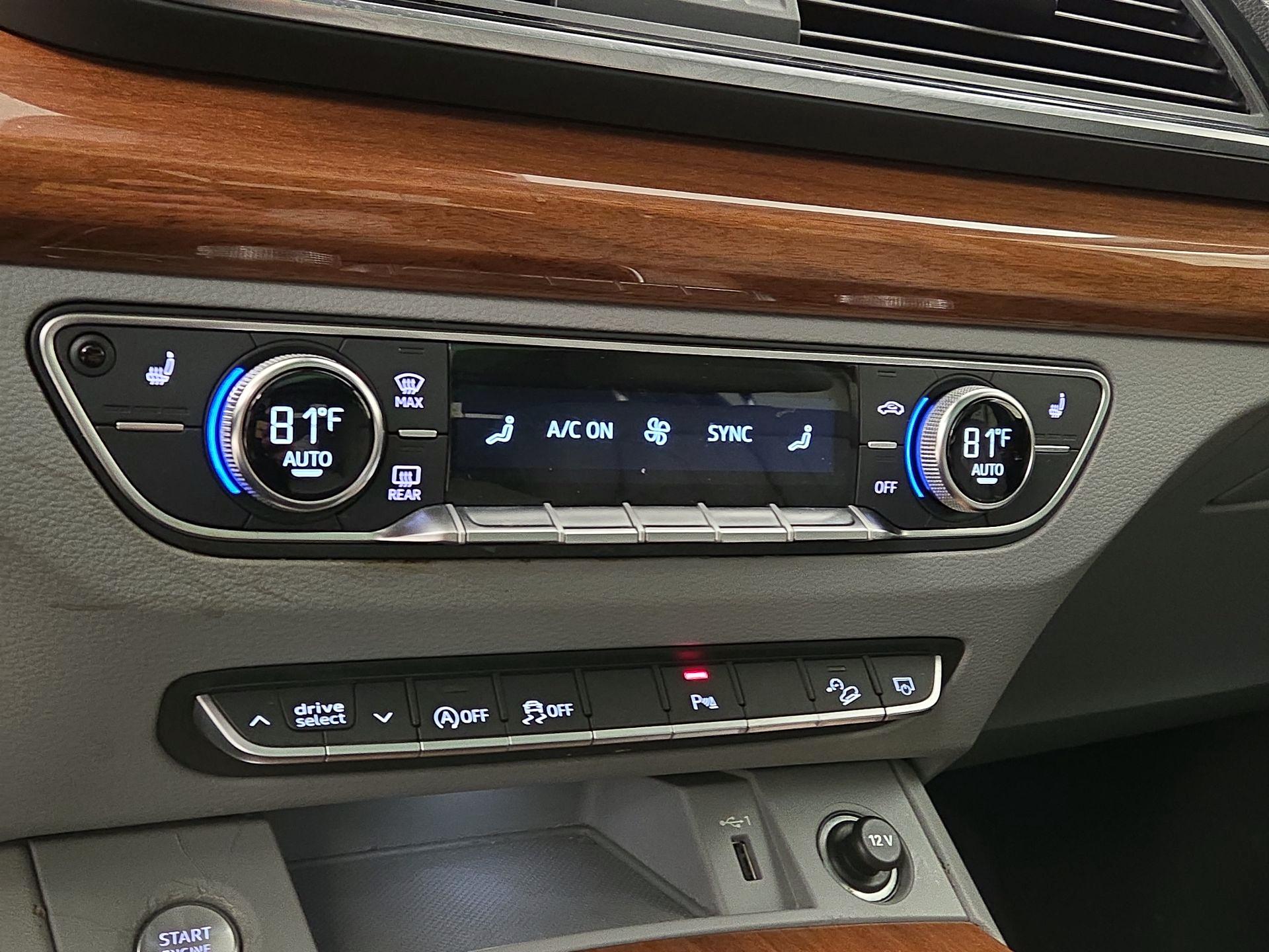 Thumbnail: 2021 Audi Q5 - 16