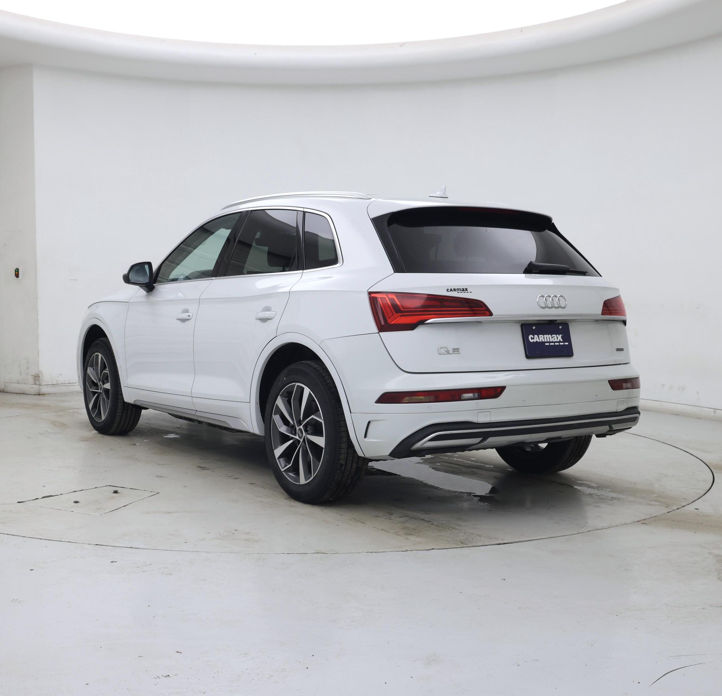 Thumbnail: 2021 Audi Q5 - 2
