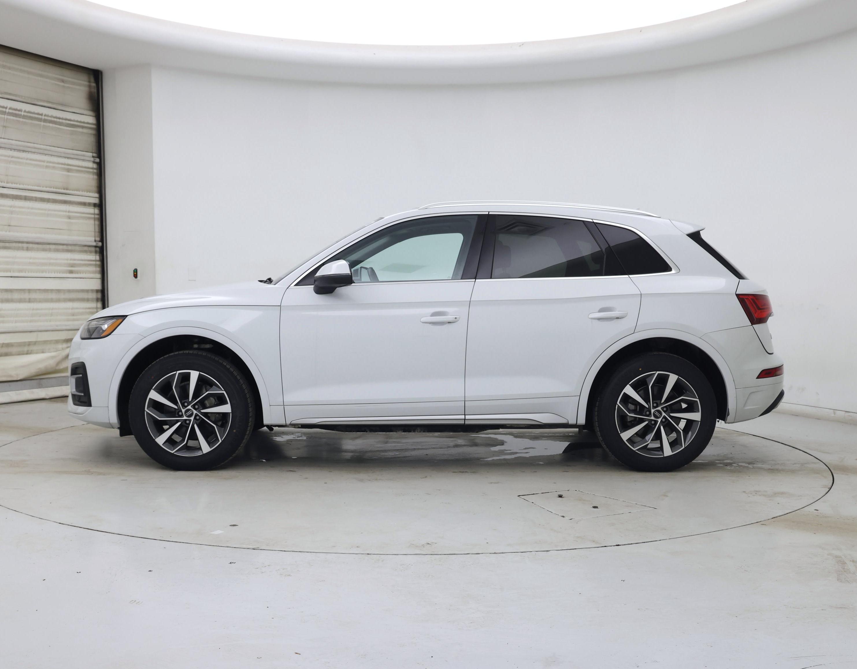 Thumbnail: 2021 Audi Q5 - 3