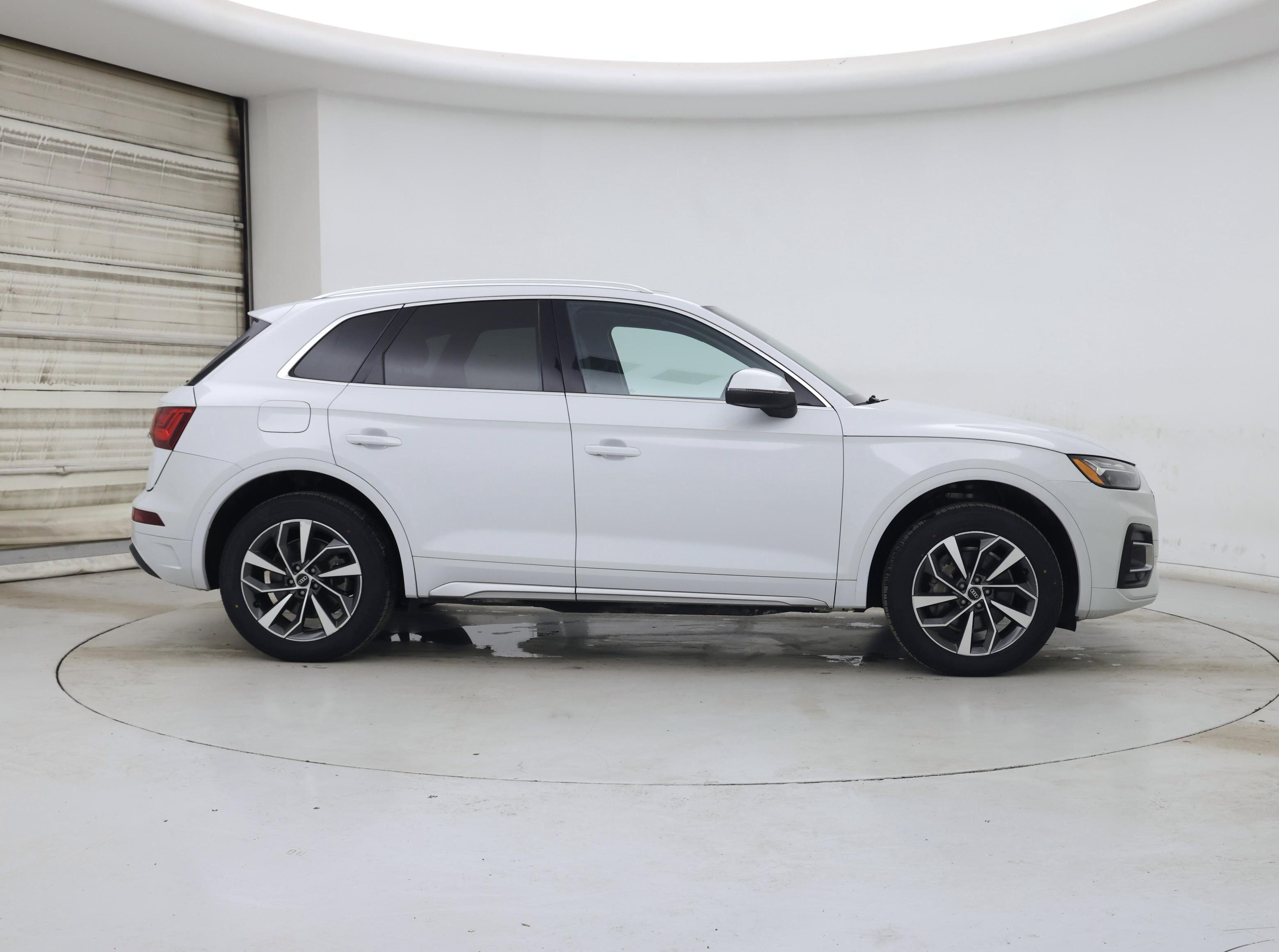 Thumbnail: 2021 Audi Q5 - 7