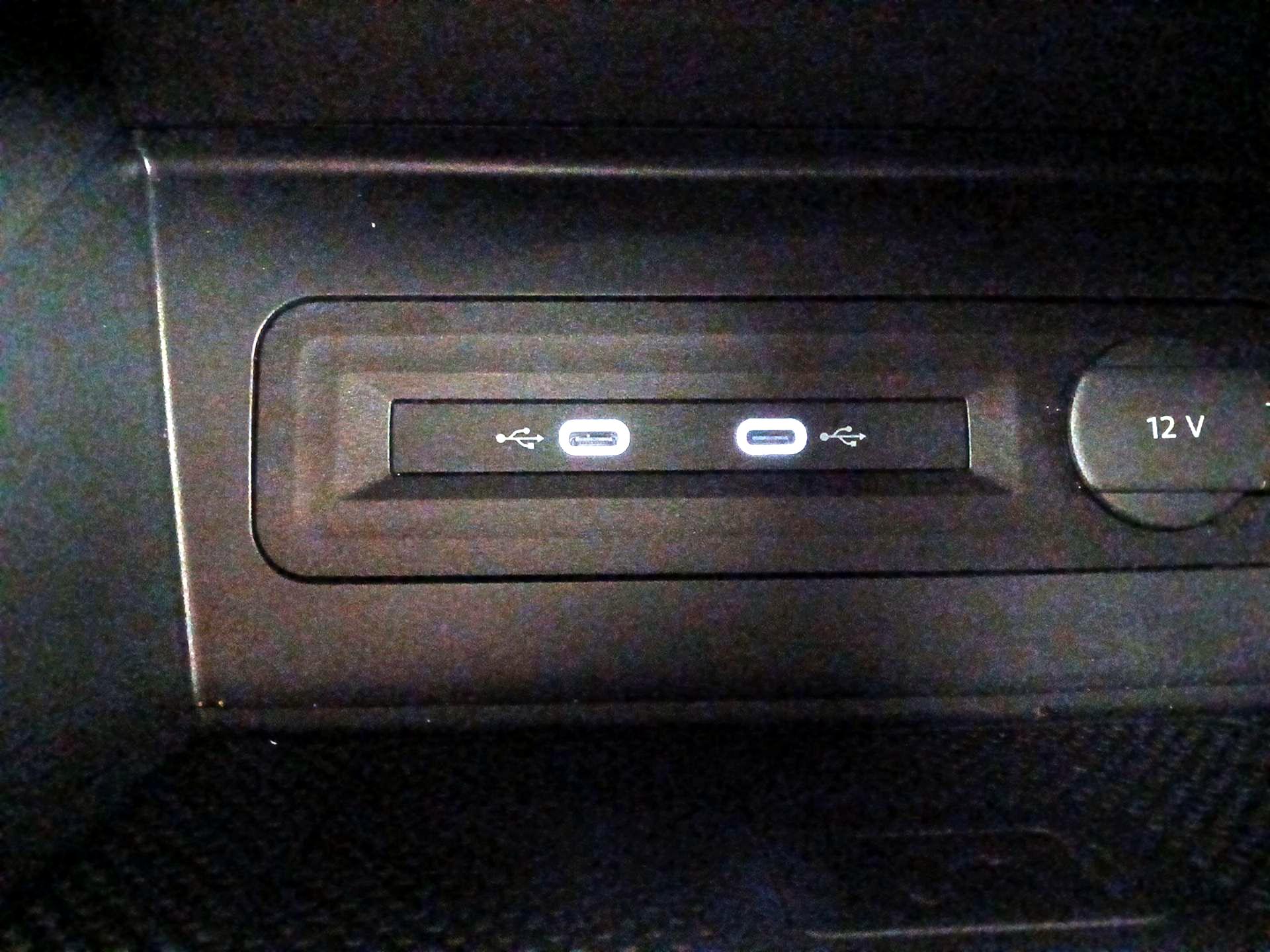 Thumbnail: 2023 Volkswagen Atlas - 18