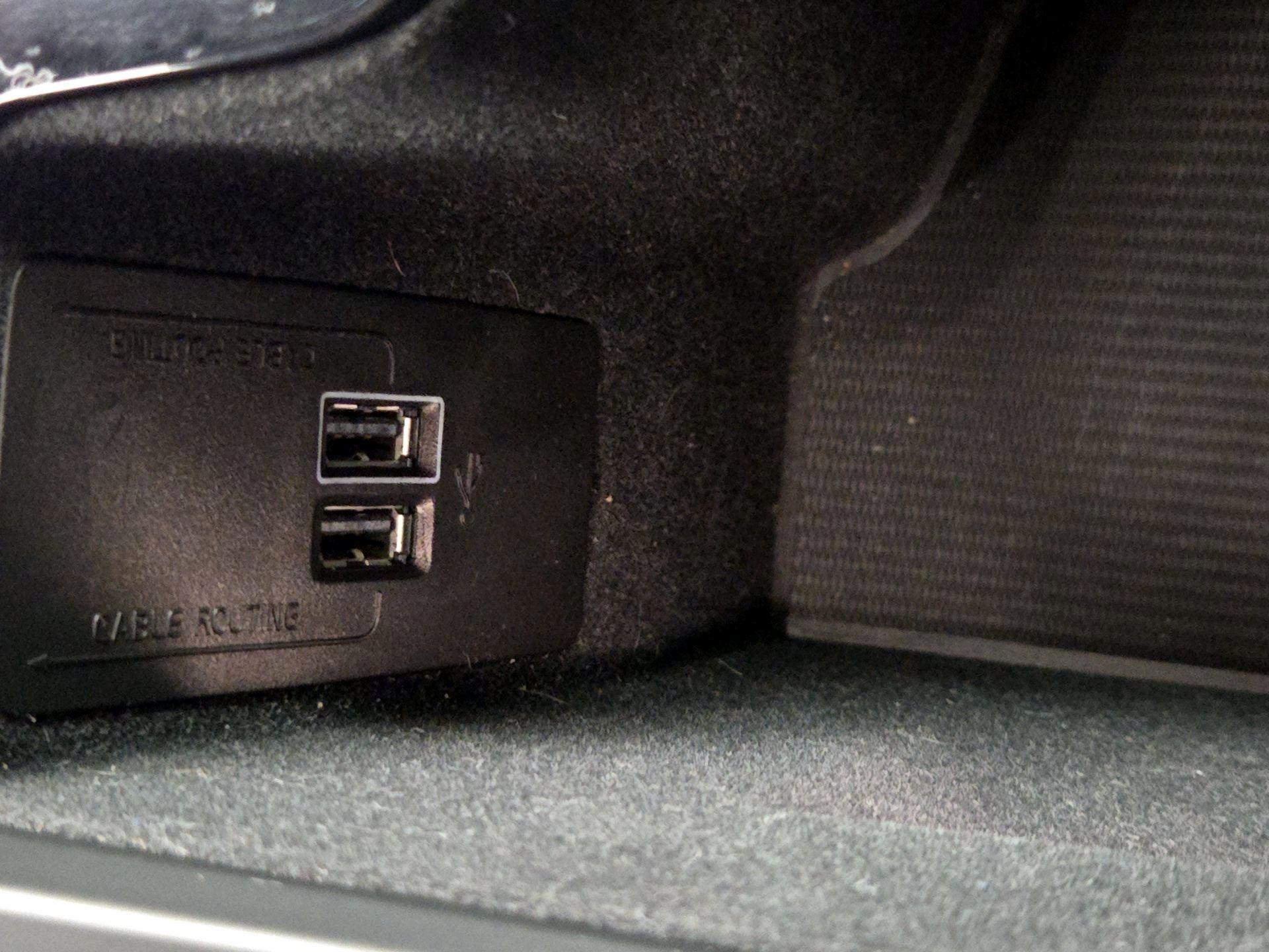 Thumbnail: 2019 Volvo XC60 - 19