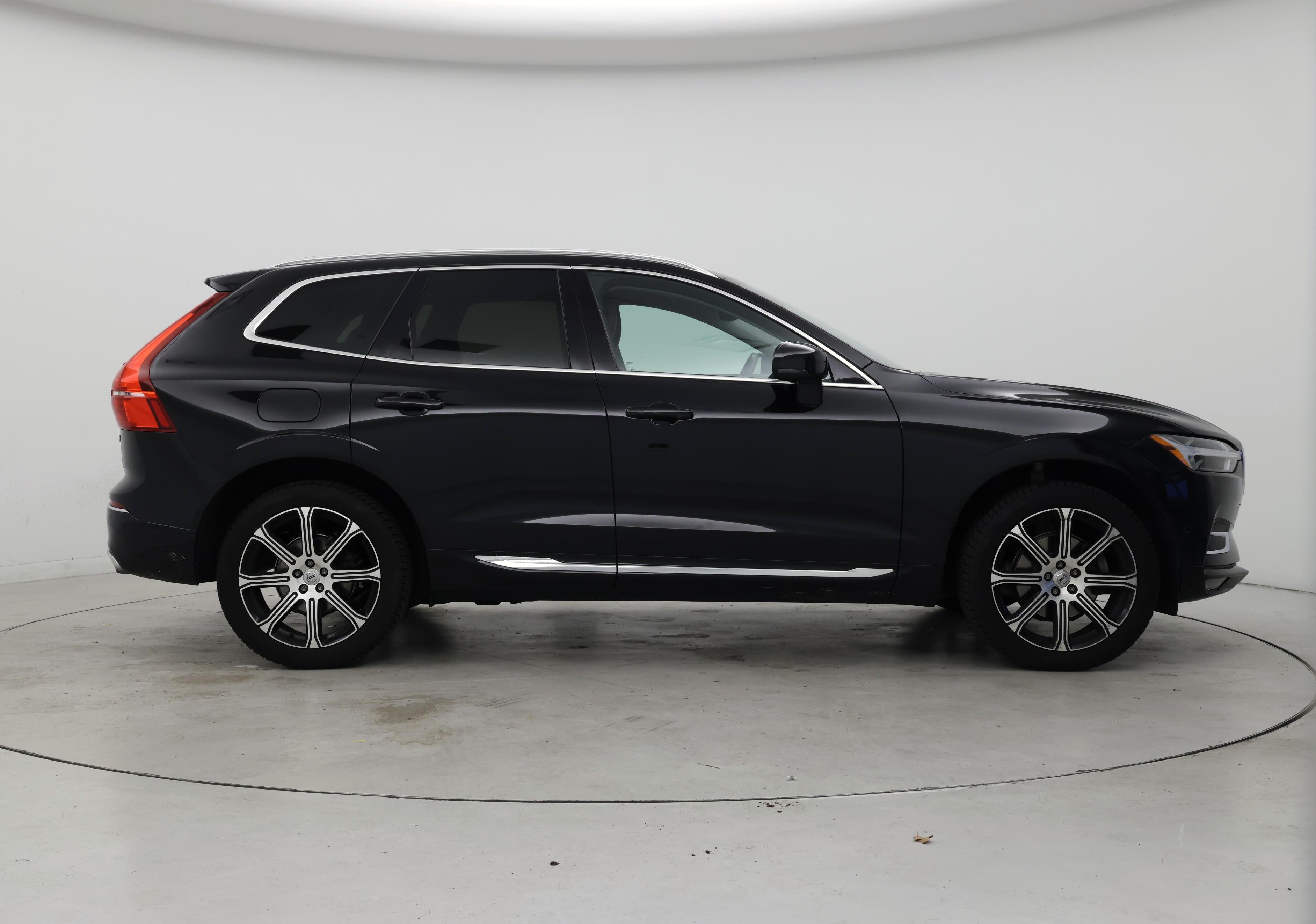 Thumbnail: 2019 Volvo XC60 - 7