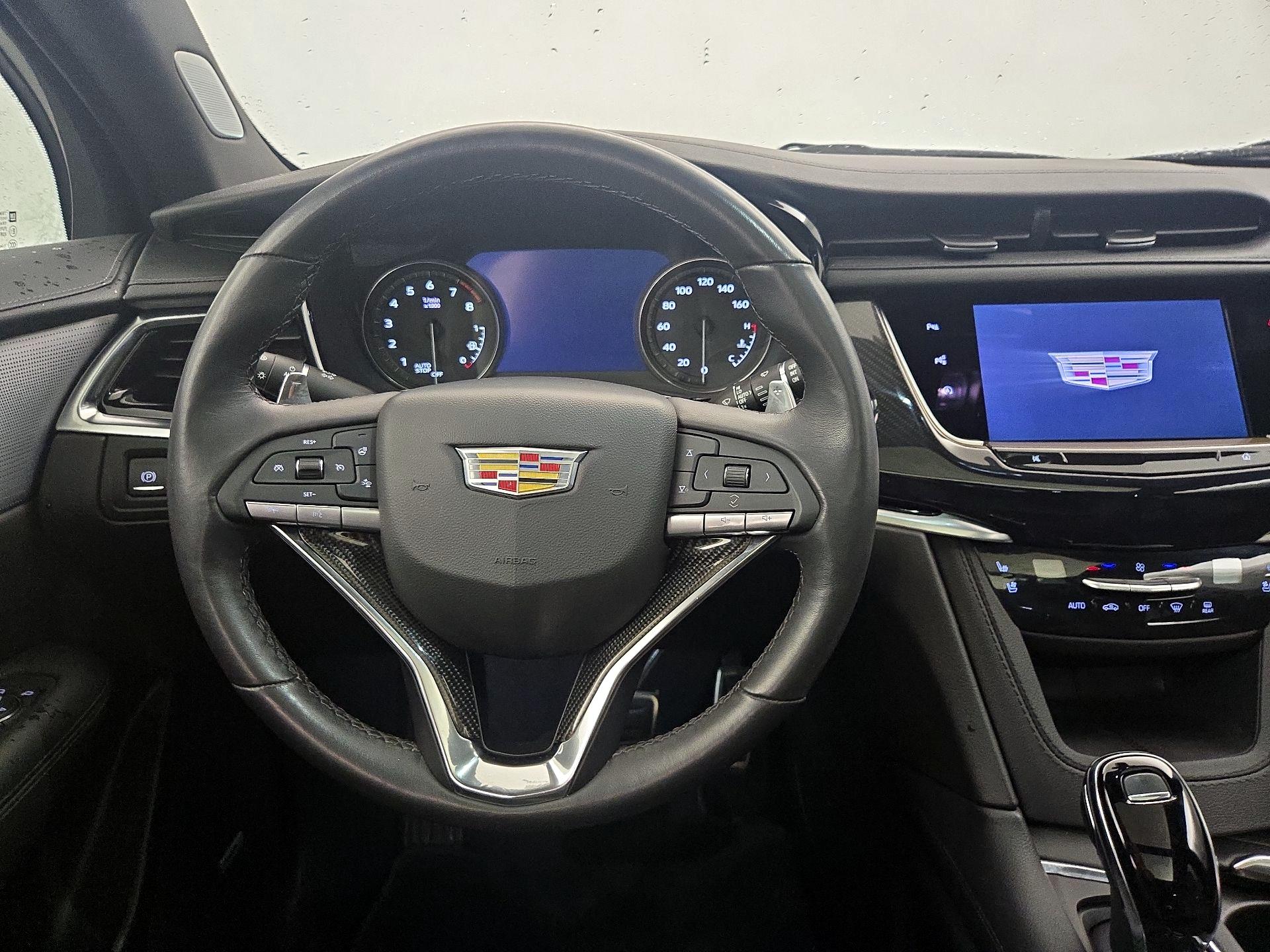 Thumbnail: 2024 Cadillac XT6 - 10